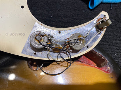 Fender Precision Bass Sunburst 1972 Bass Guitars