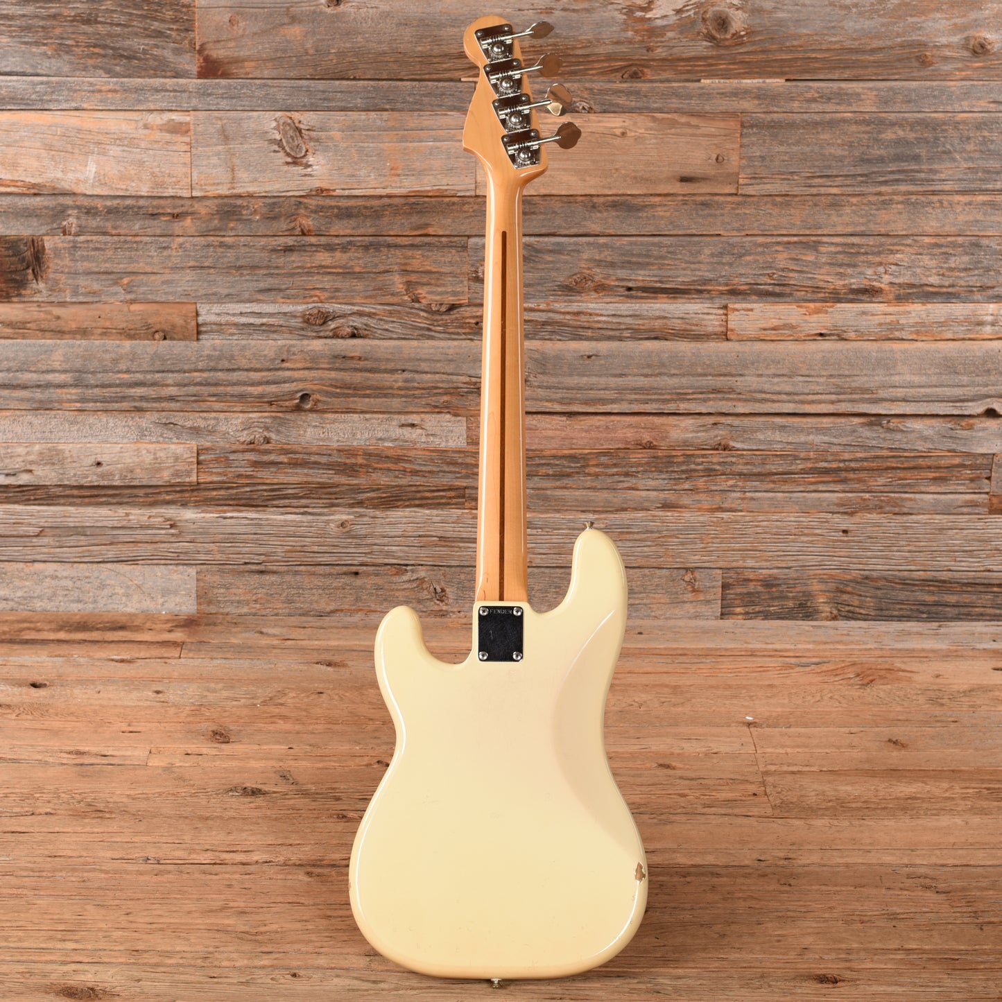 Fender Standard Precision Bass MIJ Arctic White 1985 Bass Guitars