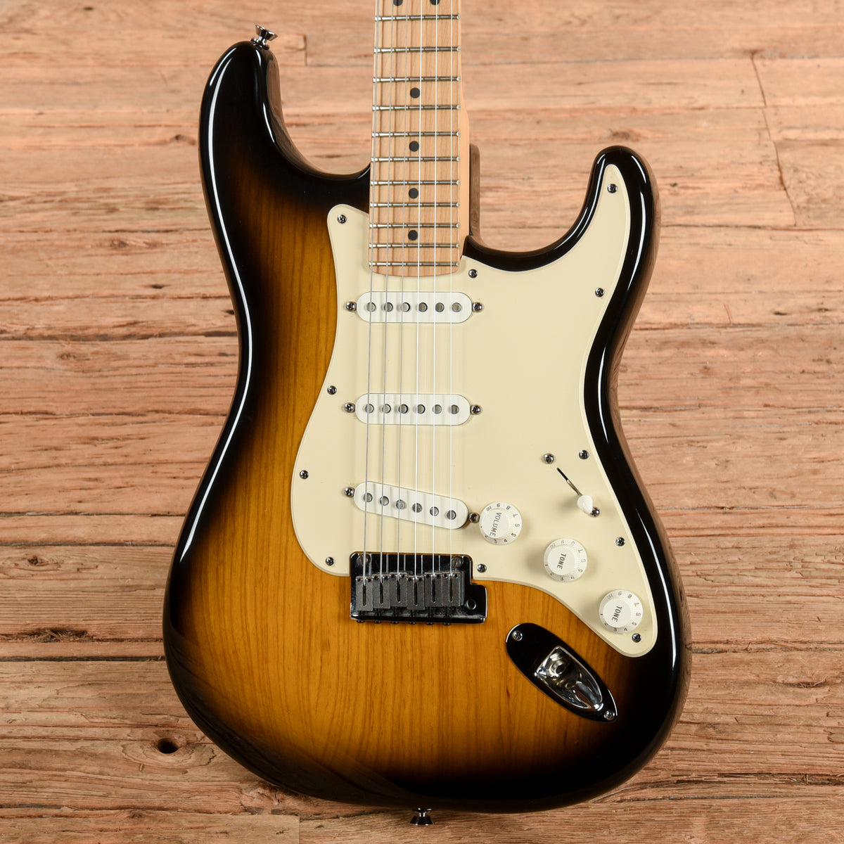 Fender 50th Anniversary American Series Stratocaster Sunburst 2004 Electric Guitars