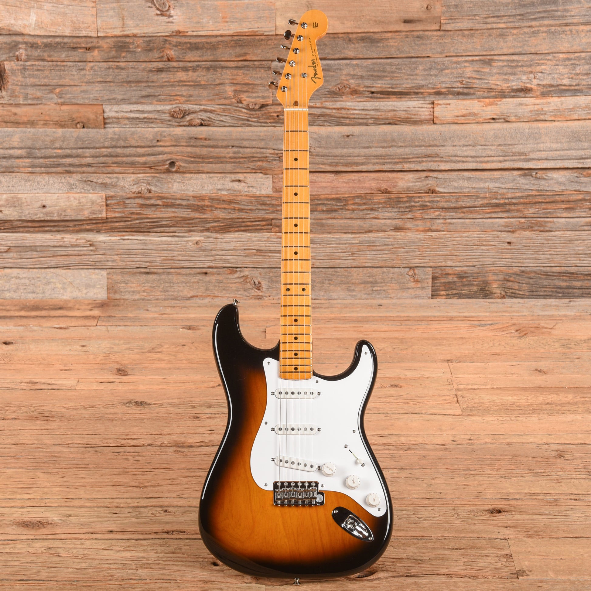 Fender 70th Anniversary American Vintage II '54 Stratocaster Sunburst 2024 Electric Guitars