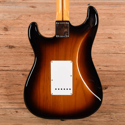Fender 70th Anniversary American Vintage II '54 Stratocaster Sunburst 2024 Electric Guitars