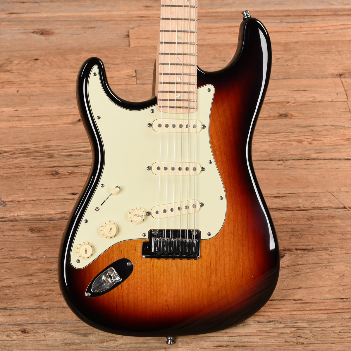 Fender American Deluxe Stratocaster Sunburst 2008 LEFTY Electric Guitars