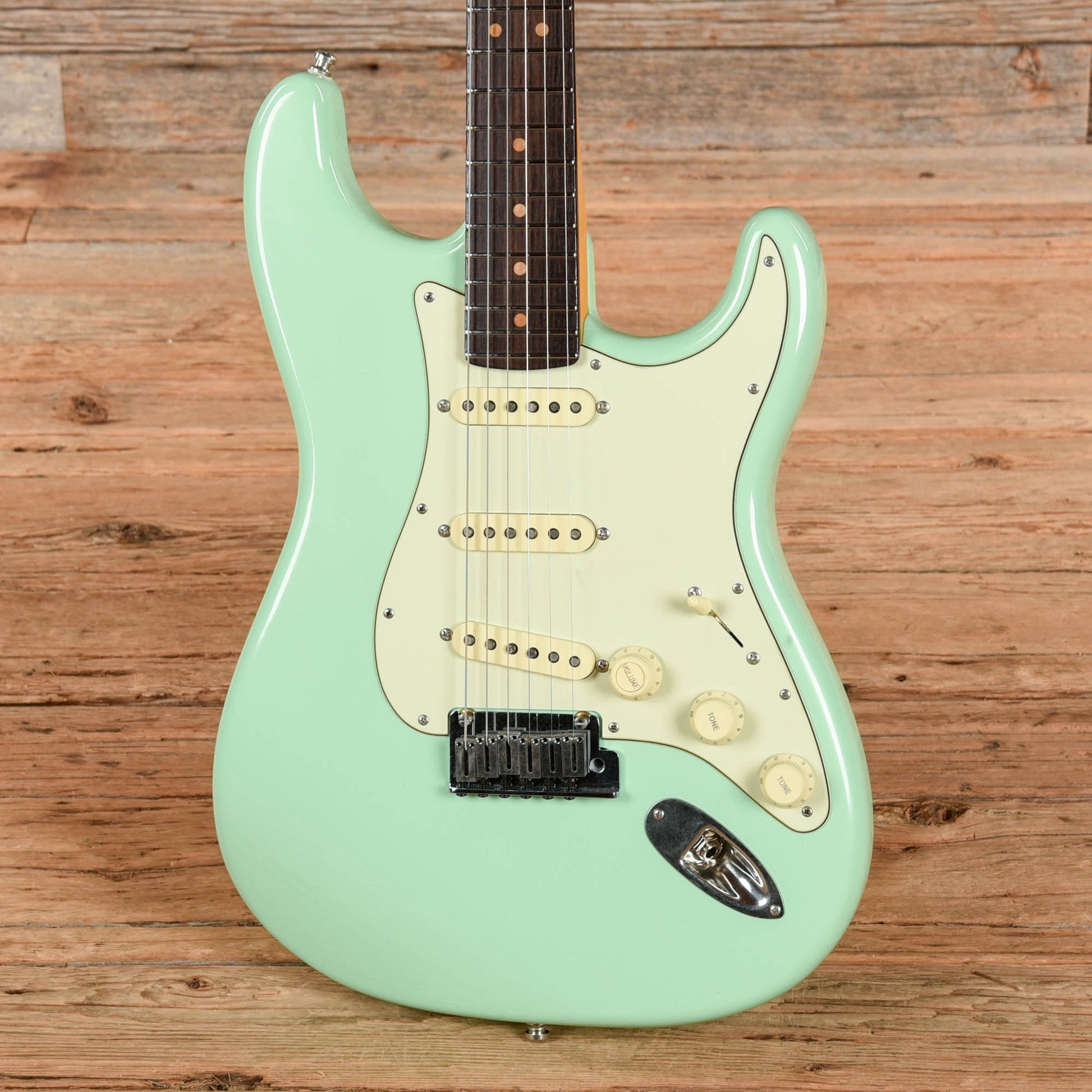 Fender American Ultra Luxe Vintage '60s Stratocaster Surf Green 2025 Electric Guitars