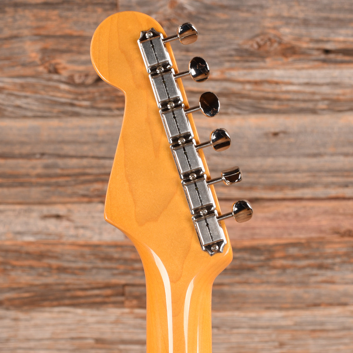 Fender American Vintage '57 Stratocaster Sunburst Electric Guitars