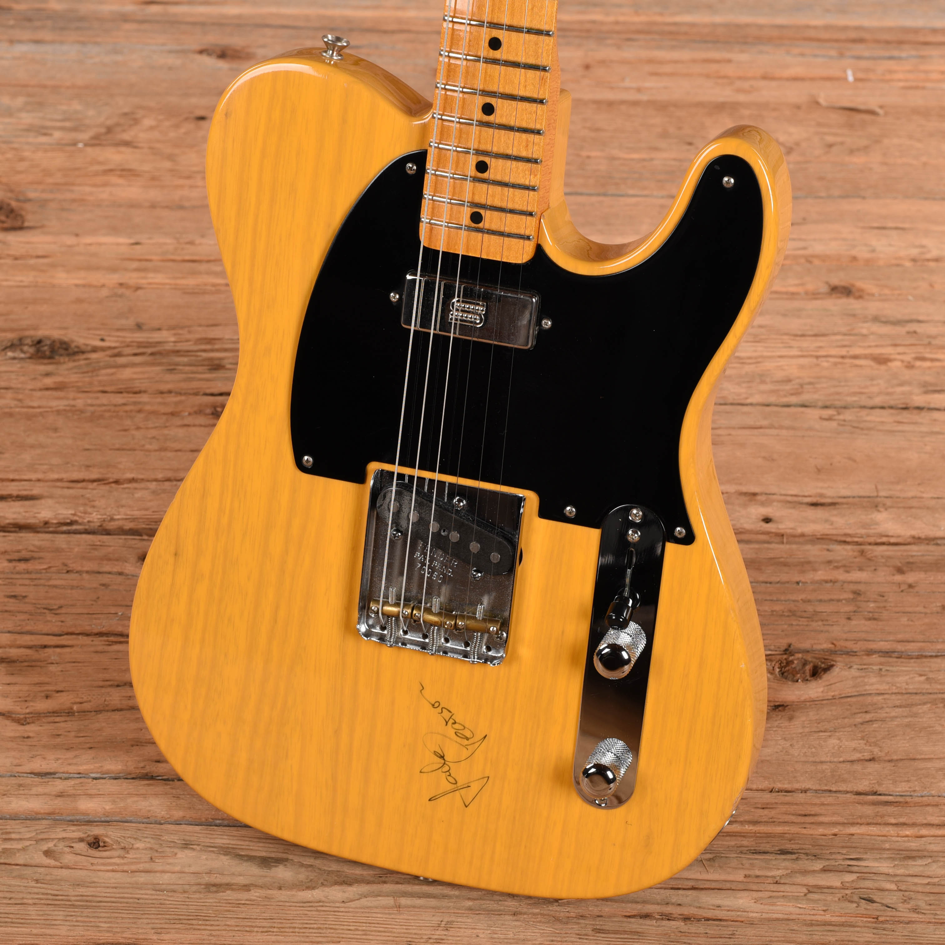 Fender American Vintage Hot Rod '52 Telecaster Butterscotch Blonde Electric Guitars