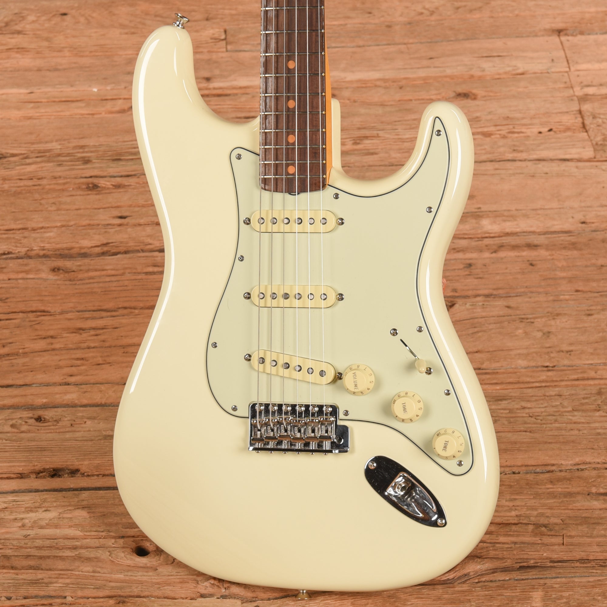 Fender American Vintage II Stratocaster Olympic White 2025 Electric Guitars