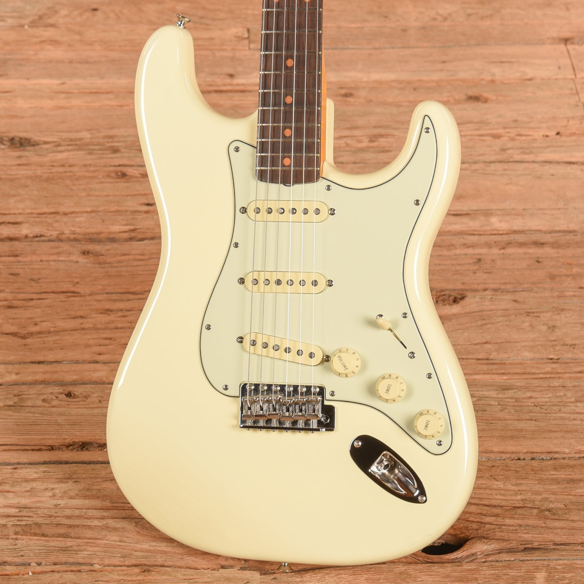 Fender American Vintage II Stratocaster Olympic White 2025 Electric Guitars