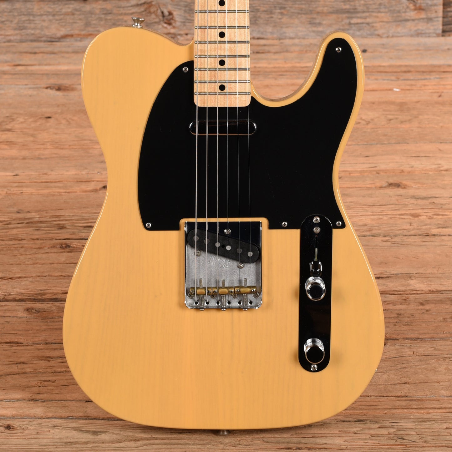 Fender Classic Player Blonde 2017 Electric Guitars