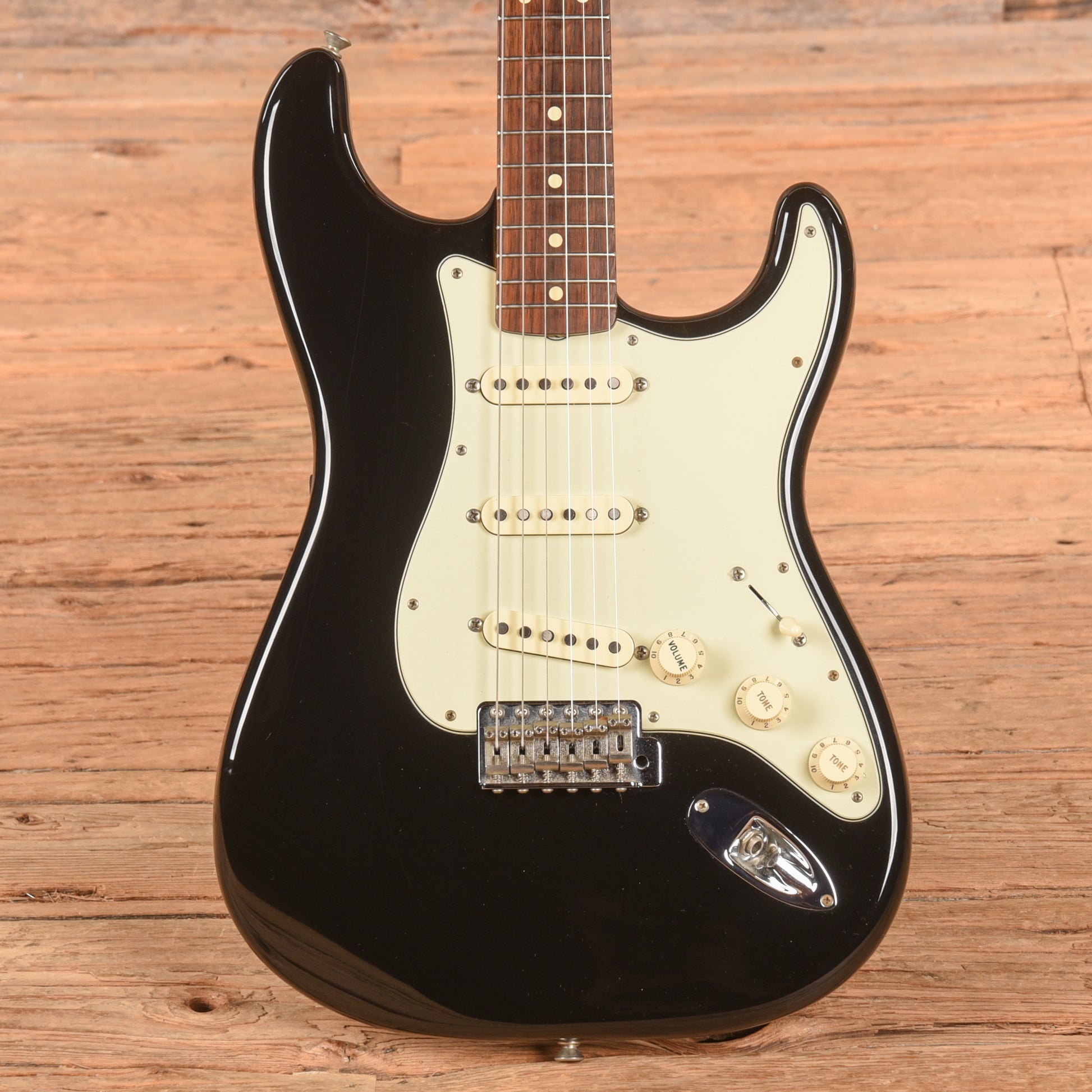 Fender Classic Series '60s Stratocaster Black 2012 Electric Guitars
