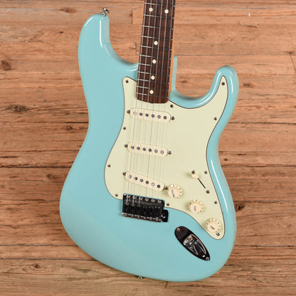Fender Classic Series 60s Stratocaster Cerulean Blue 2015 Electric Guitars