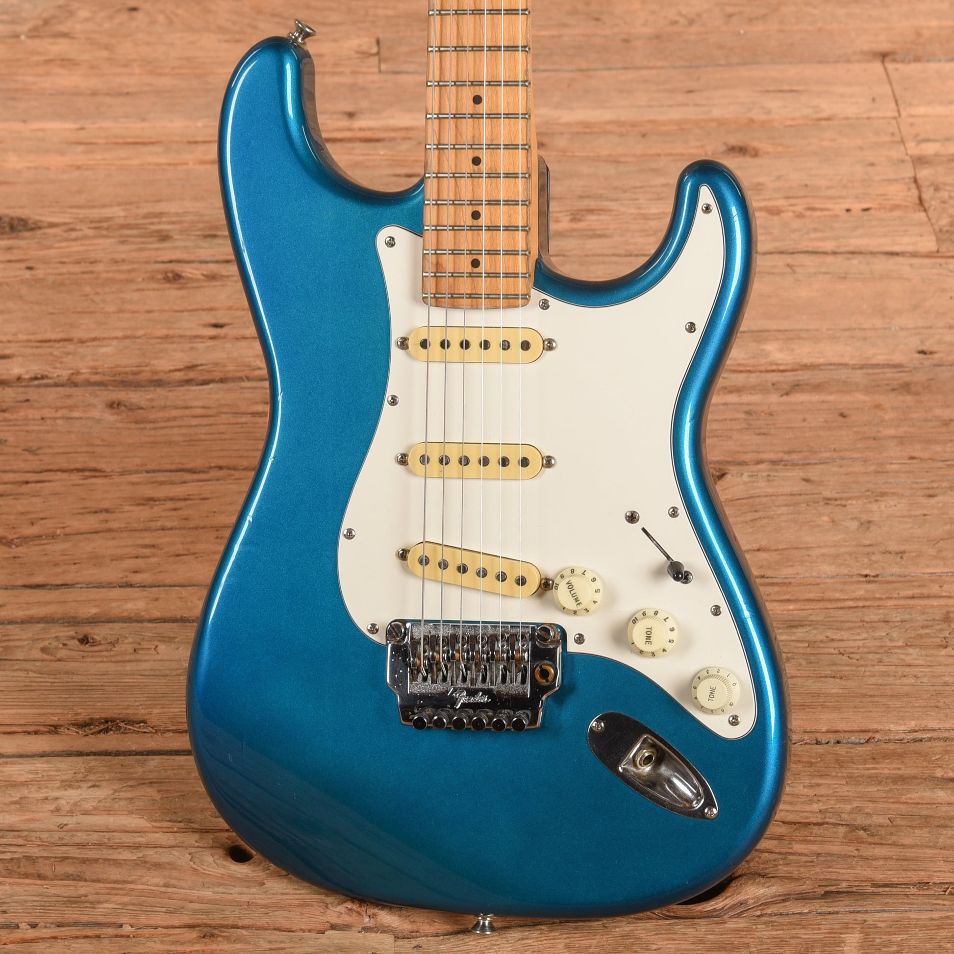 Fender Contemporary Series Stratocaster Blue 1986 Electric Guitars