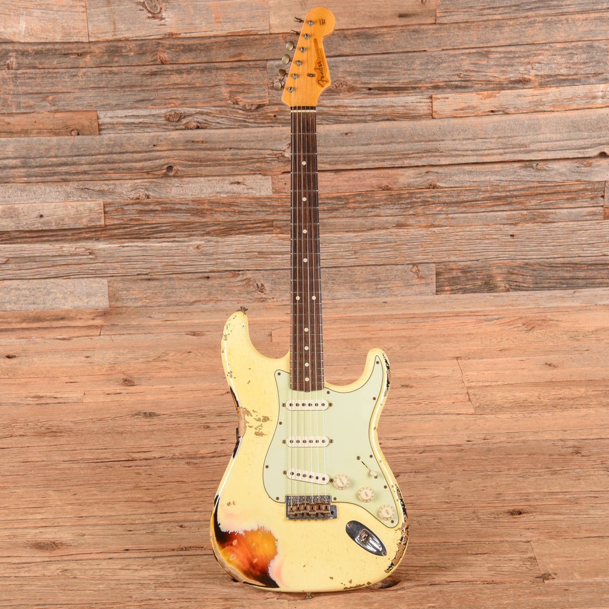 Fender Custom '60 Stratocater Heavy Relic White over Sunburst 2013 Electric Guitars