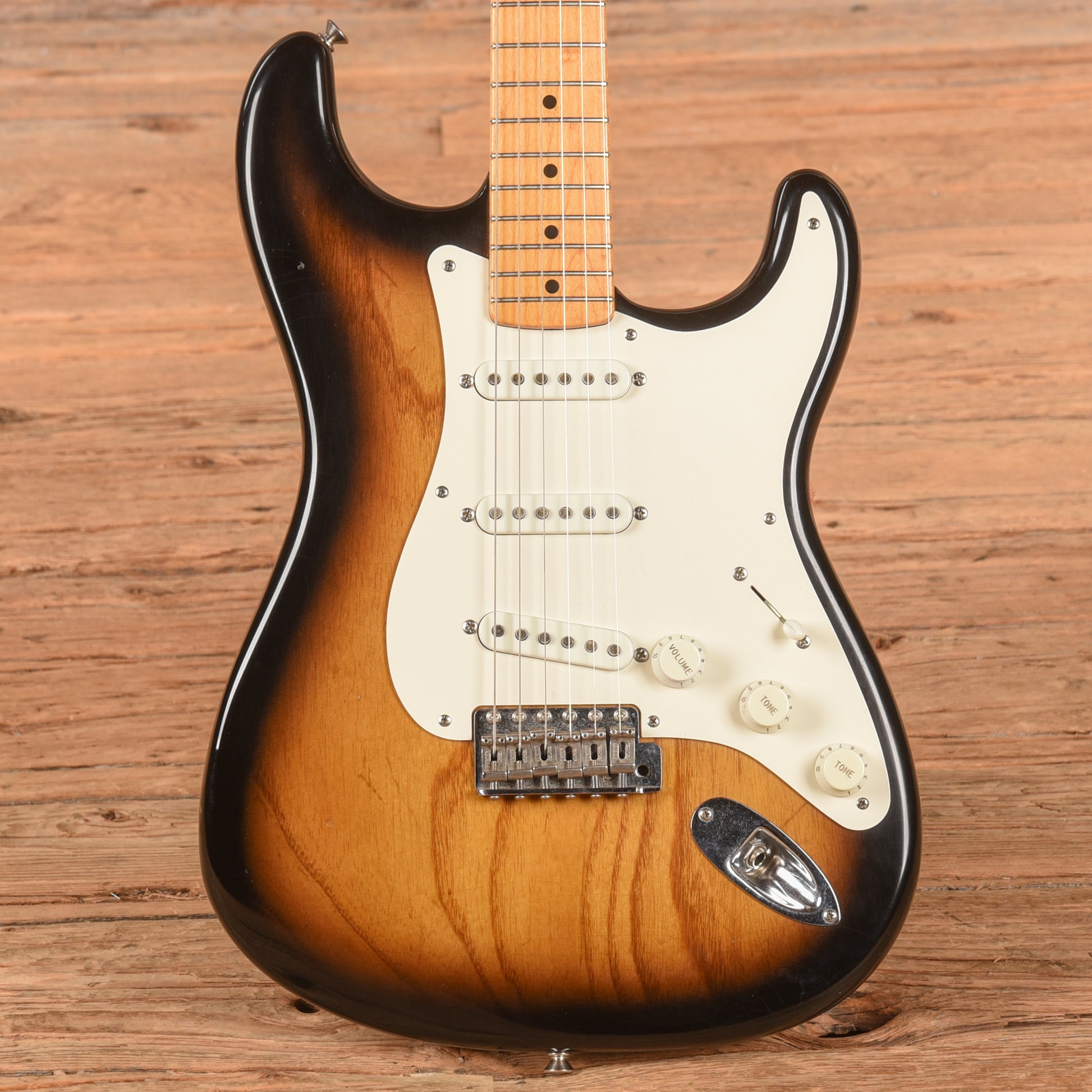 Fender Custom Shop 50th Anniversary '54 Stratocaster Reissue Sunburst 2004 Electric Guitars