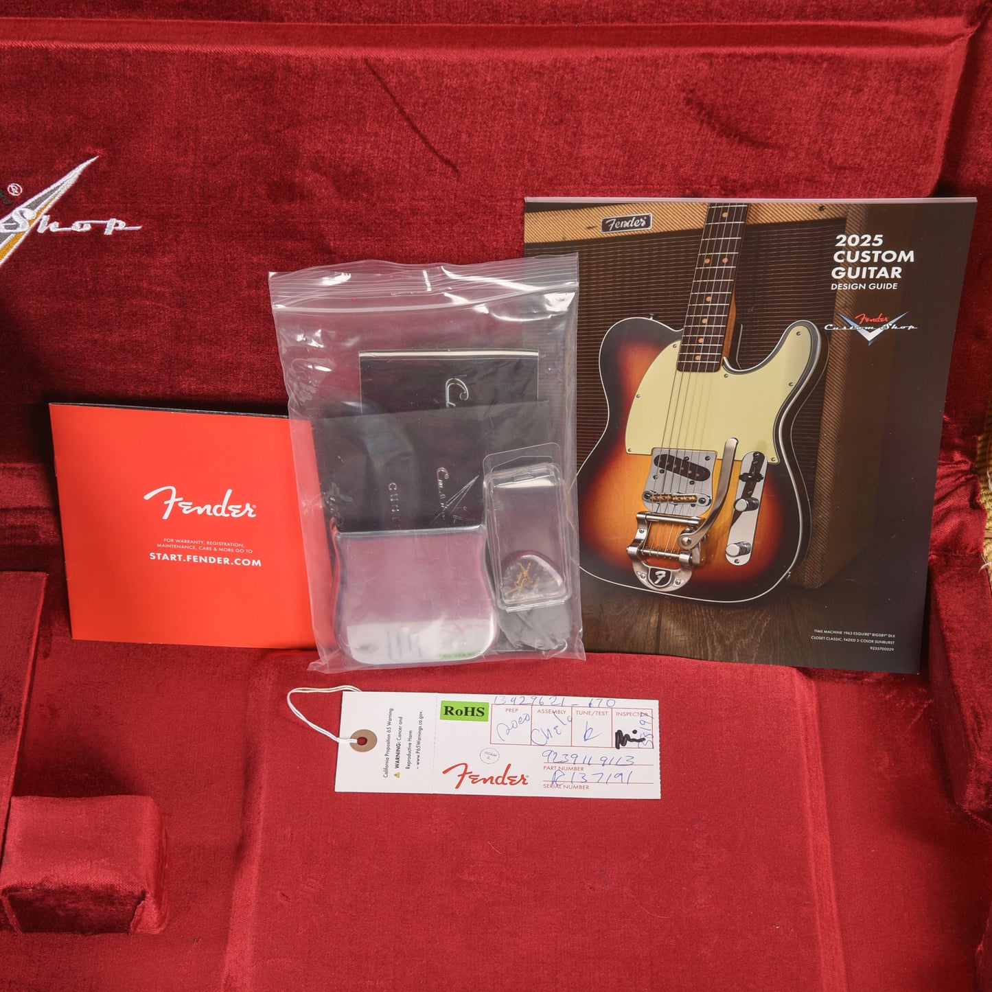 Fender Custom Shop '51 Nocaster Journeyman Relic Sunburst 2024 Electric Guitars