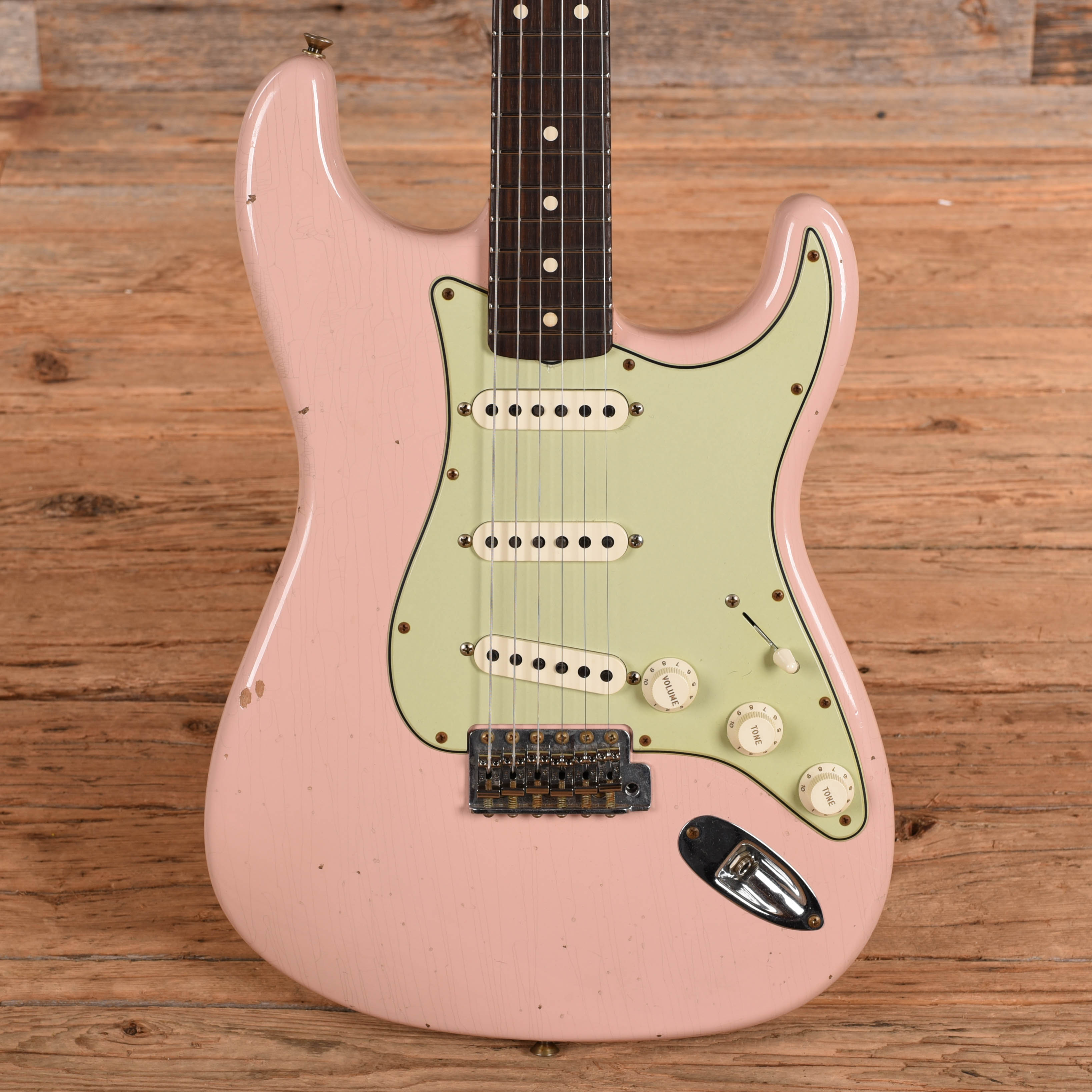 Fender Custom Shop '60 Stratocaster Journeyman Relic Aged Shell Pink 2022 Electric Guitars