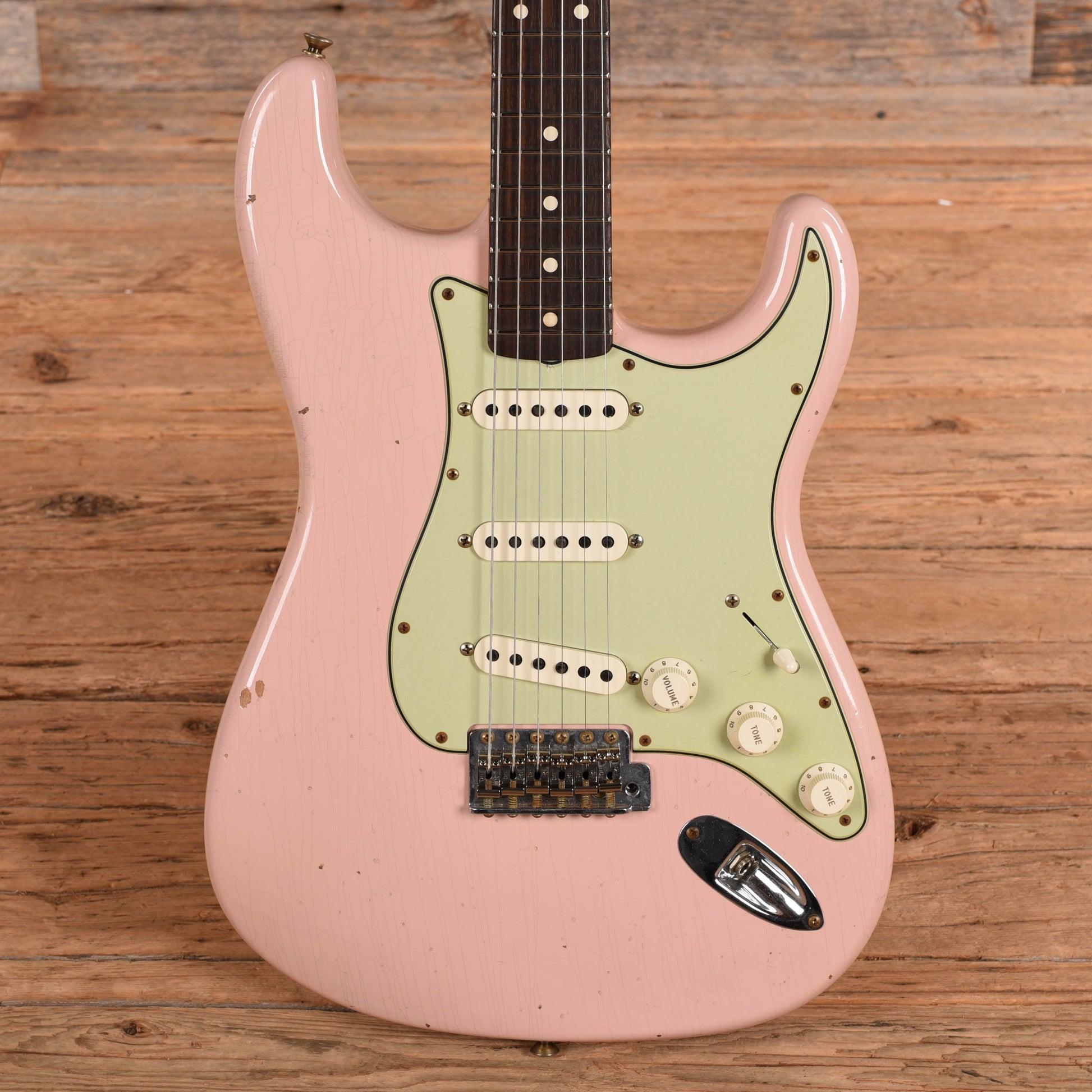 Fender Custom Shop '60 Stratocaster Journeyman Relic Aged Shell Pink 2022 Electric Guitars