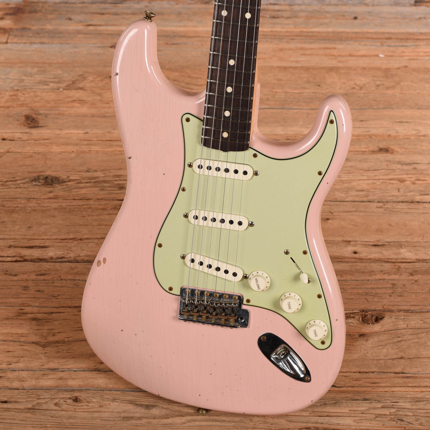 Fender Custom Shop '60 Stratocaster Journeyman Relic Aged Shell Pink 2022 Electric Guitars