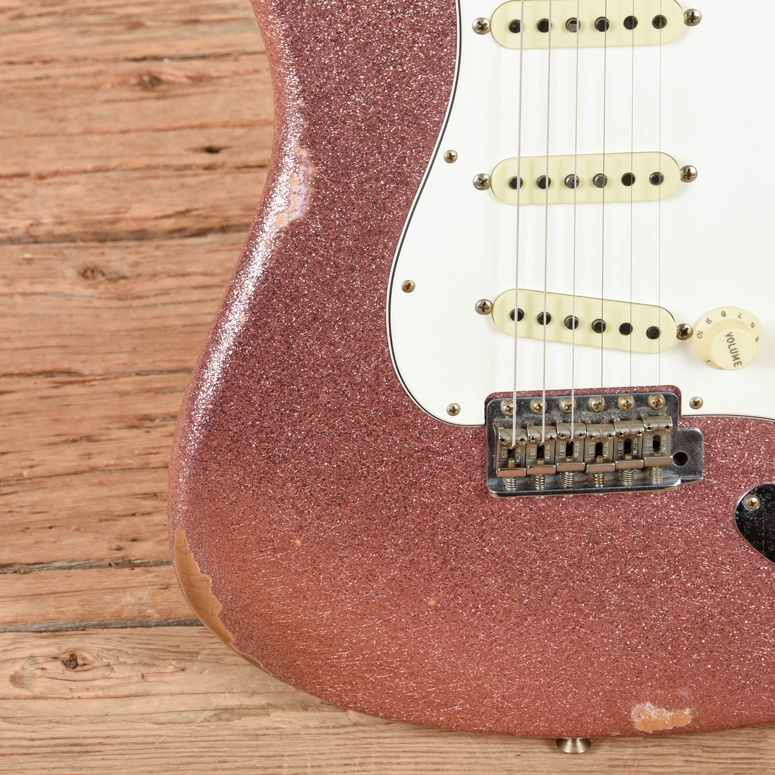 Fender Custom Shop '67 Stratocaster Reissue Relic Champagne Sparkle 2017 Electric Guitars