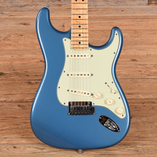 Fender Custom Shop Custom Deluxe Stratocaster Lake Placid Blue 2011 Electric Guitars