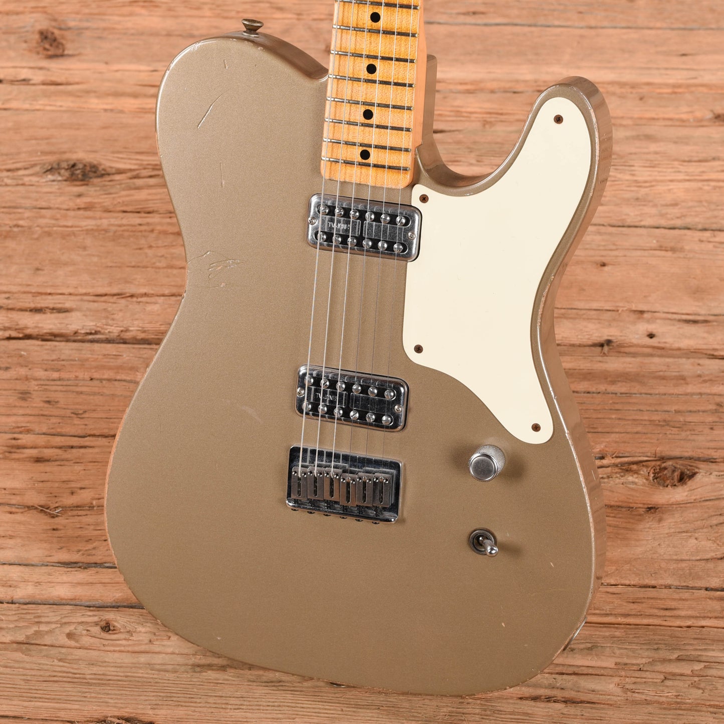 Fender Custom Shop La Cabronita Relic Gold 2009 Electric Guitars