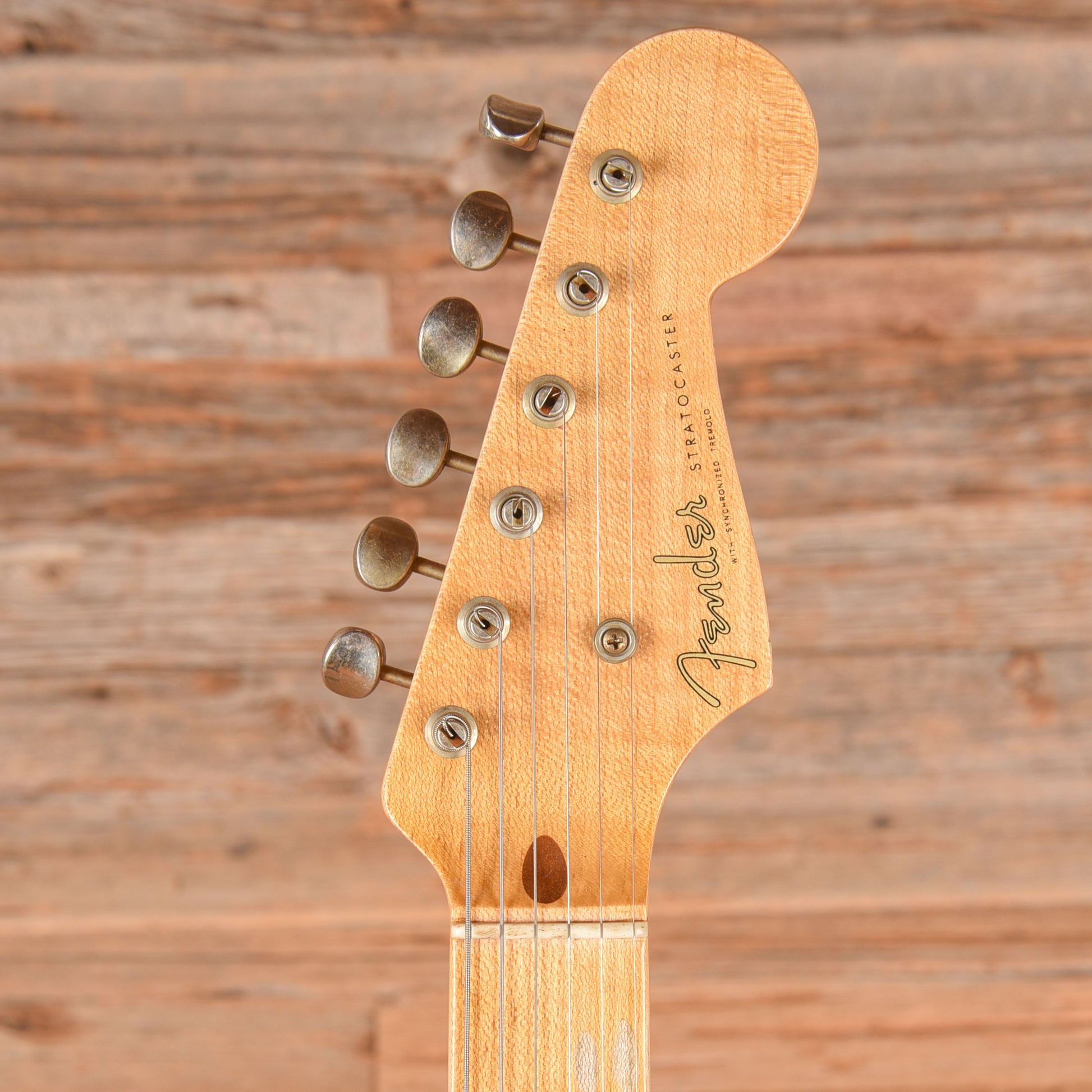 Fender Custom Shop Limited Edition 70th Anniversary '54 Stratocaster Reissue Journeyman Relic Sunburst 2024 Electric Guitars