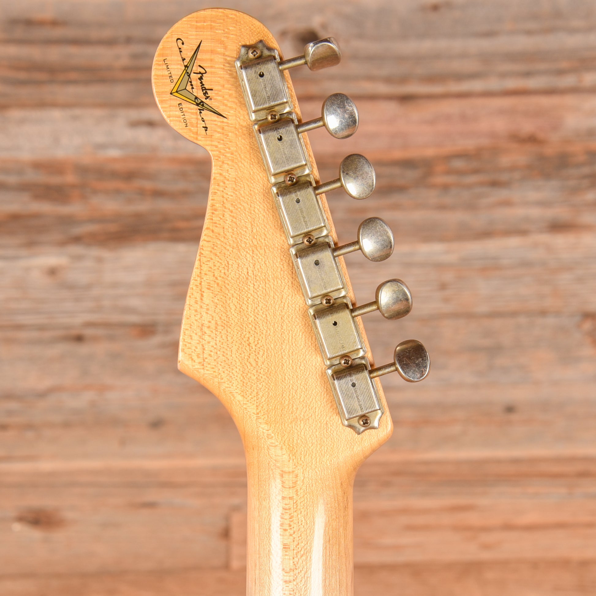 Fender Custom Shop Limited Edition 70th Anniversary '54 Stratocaster Reissue Journeyman Relic Sunburst 2024 Electric Guitars