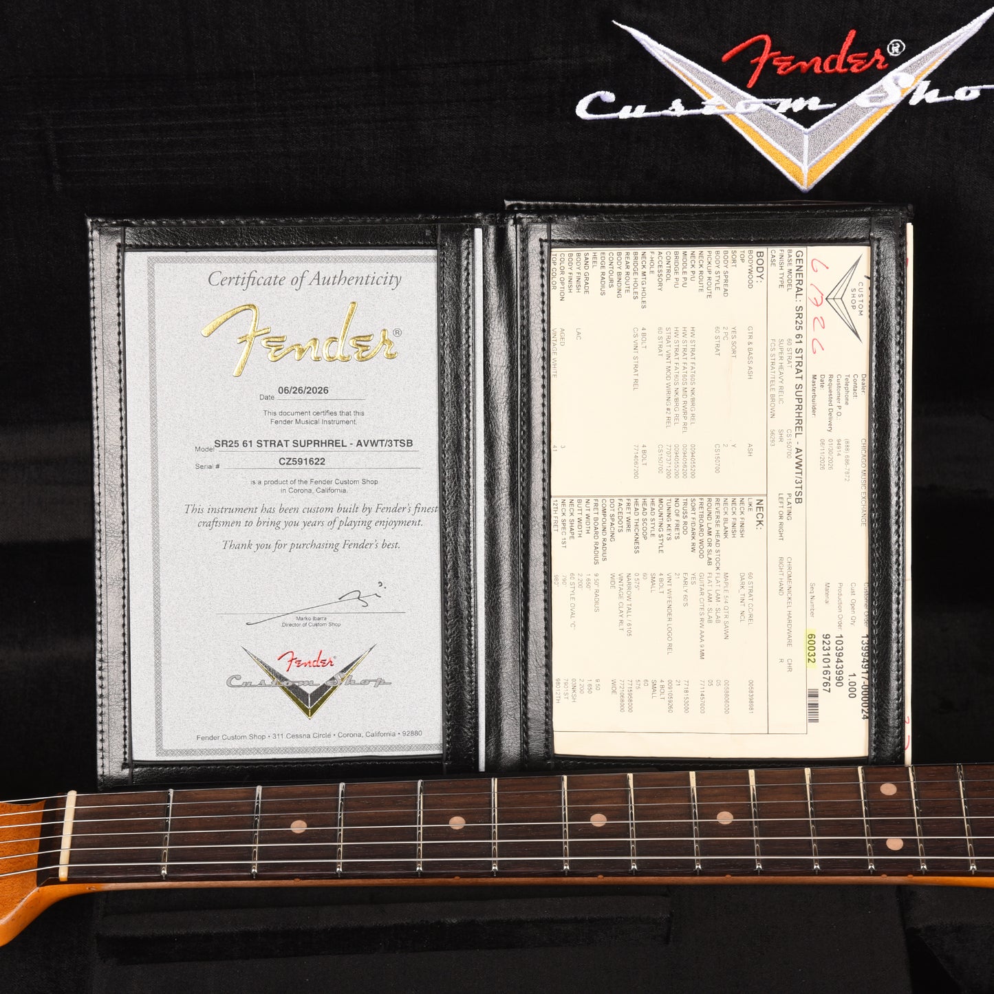 Fender Custom Shop Special Edition 1961 Stratocaster Super Heavy Relic Aged Vintage White over 3-Tone Sunburst Electric Guitars