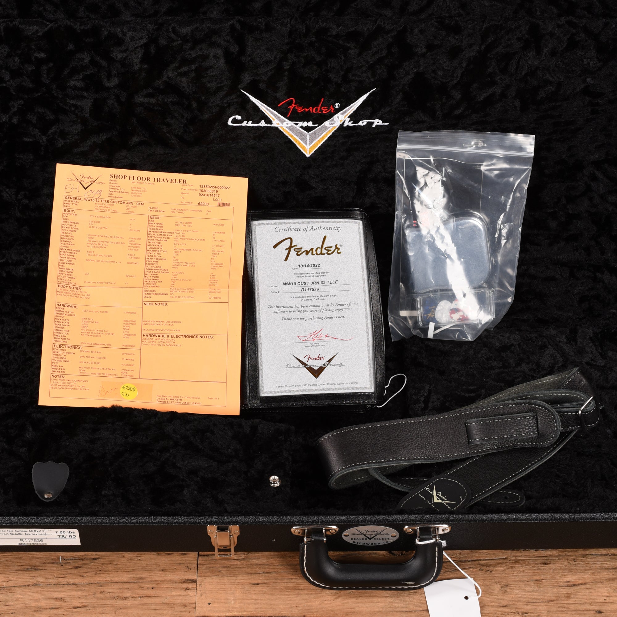 Fender Custom Shop WW10 '62 Telecaster Custom Journeyman Relic Charcoal Frost Electric Guitars
