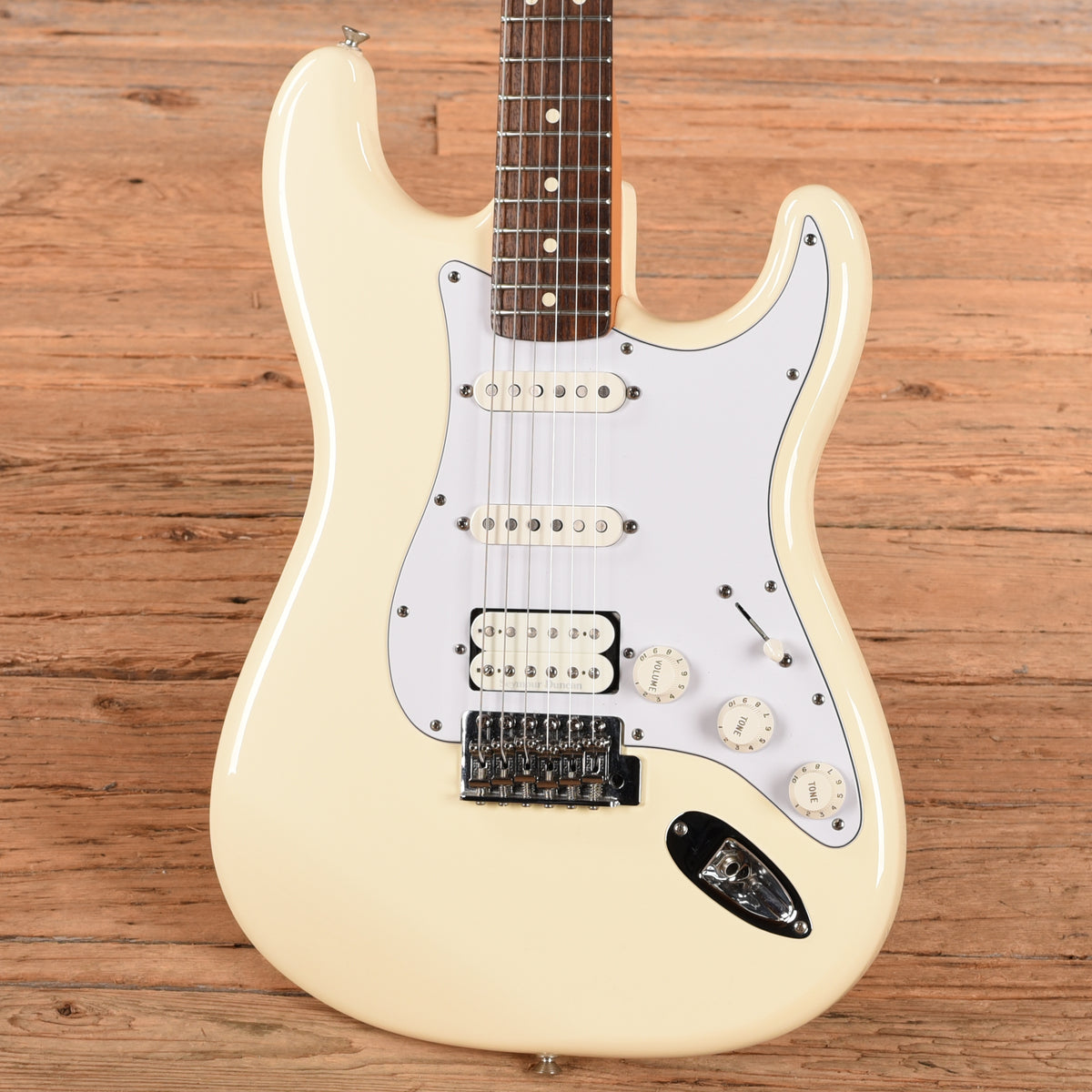 Fender Deluxe Lone Star Stratocaster Olympic White 2008 Electric Guitars