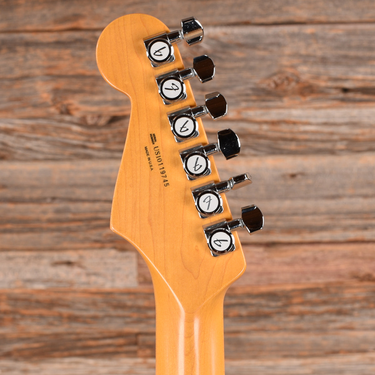 Fender Deluxe Stratocaster "V" Neck Sunburst 2010 Electric Guitars