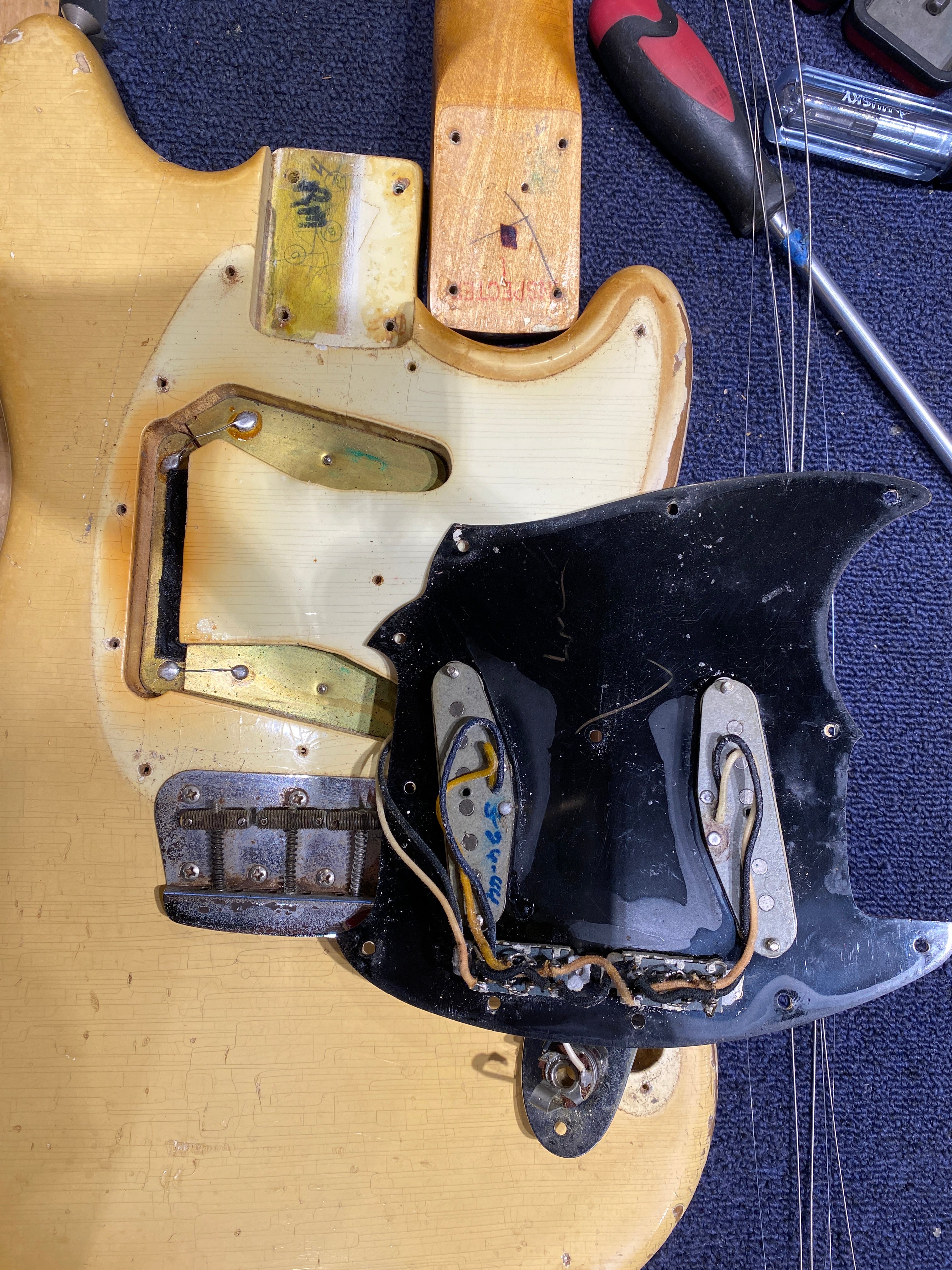 Fender Duo Sonic II Olympic White 1966 Electric Guitars