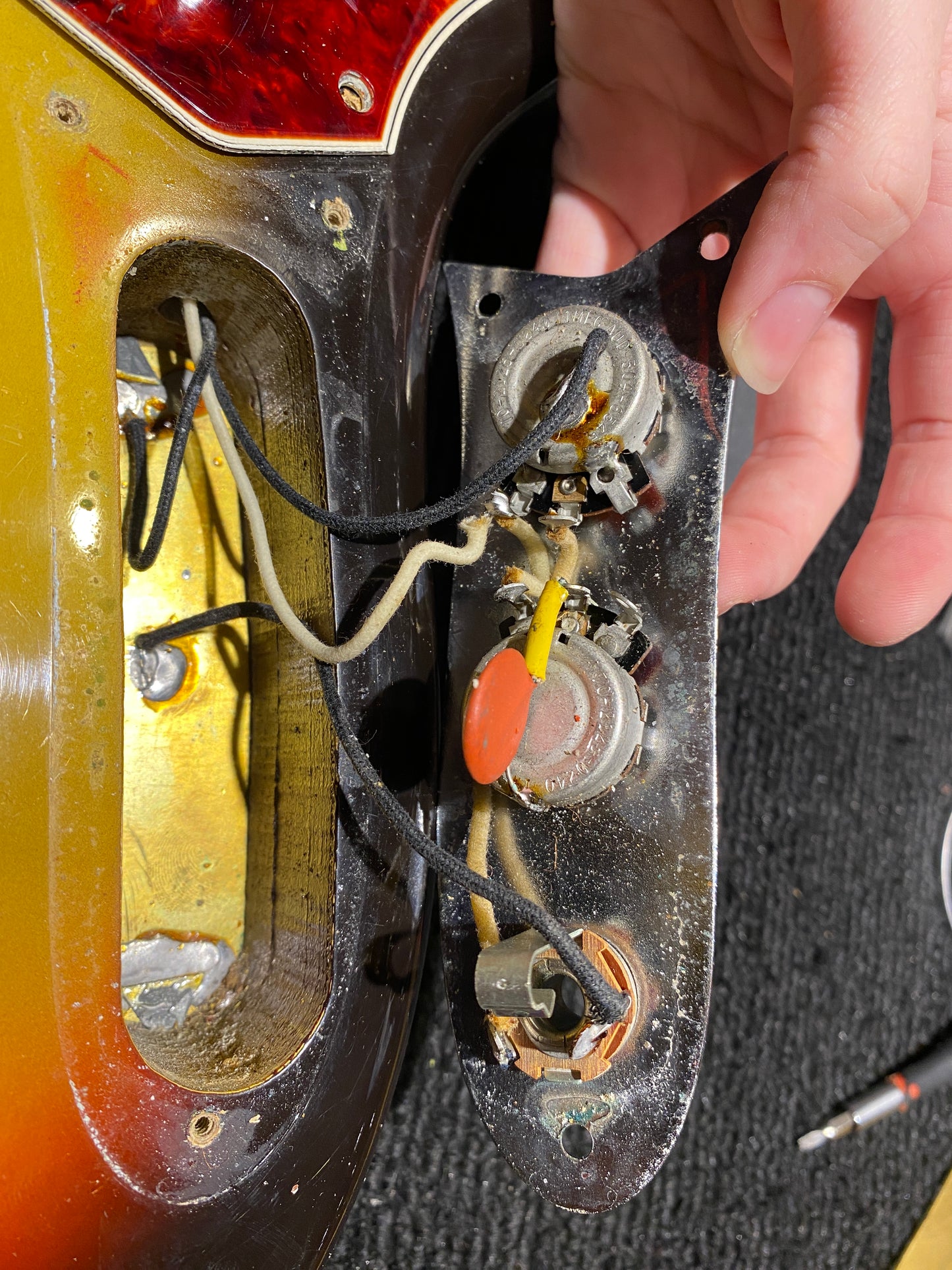 Fender Electric XII Sunburst 1966 Electric Guitars