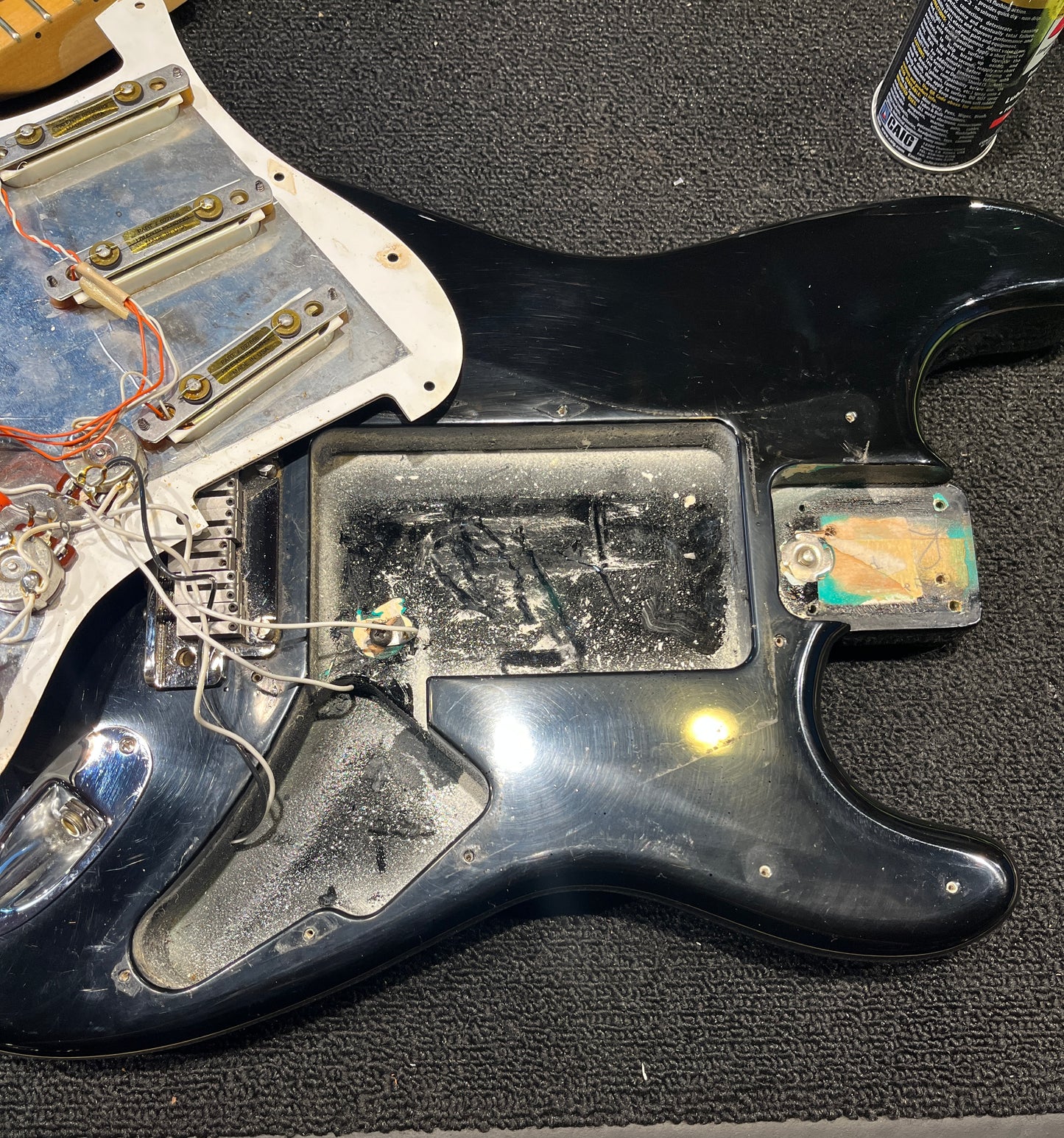 Fender Fender Strat Plus Black 1989 Electric Guitars