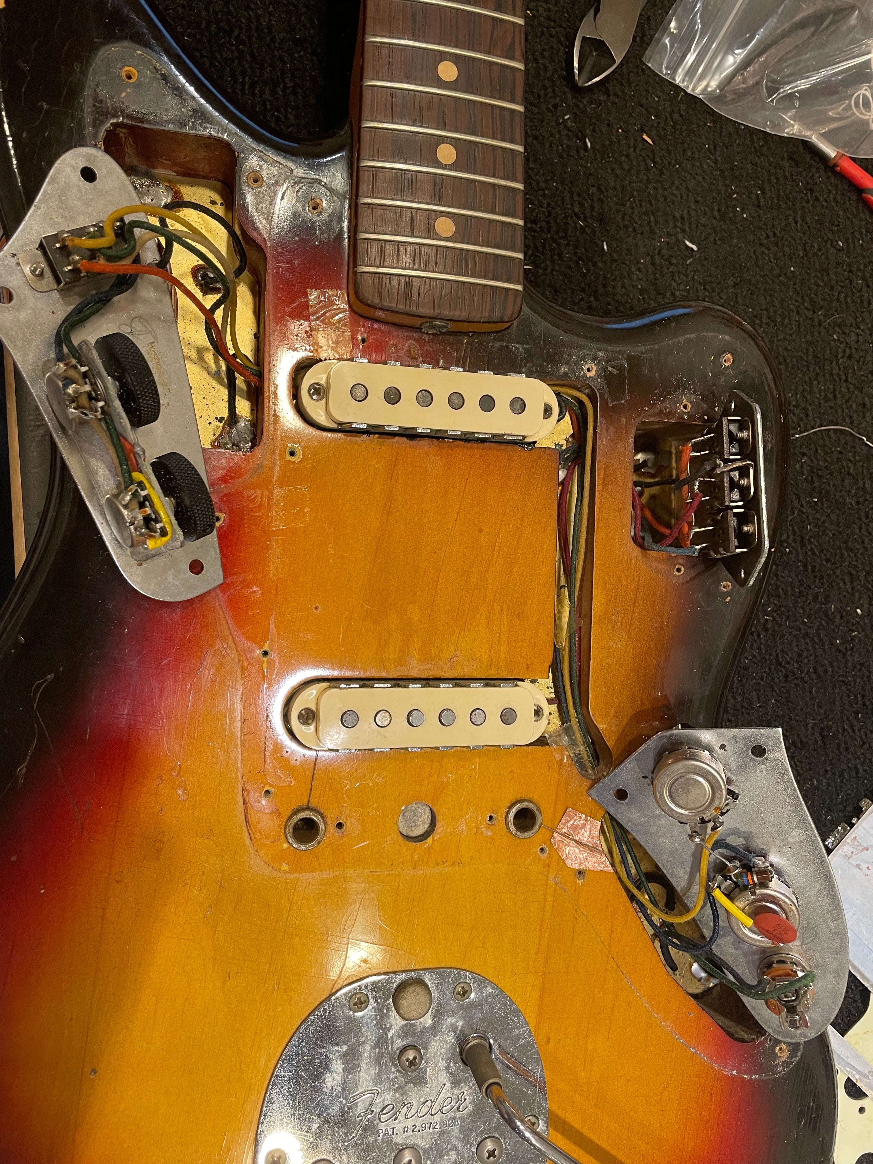 Fender Jaguar Sunburst 1962 Electric Guitars