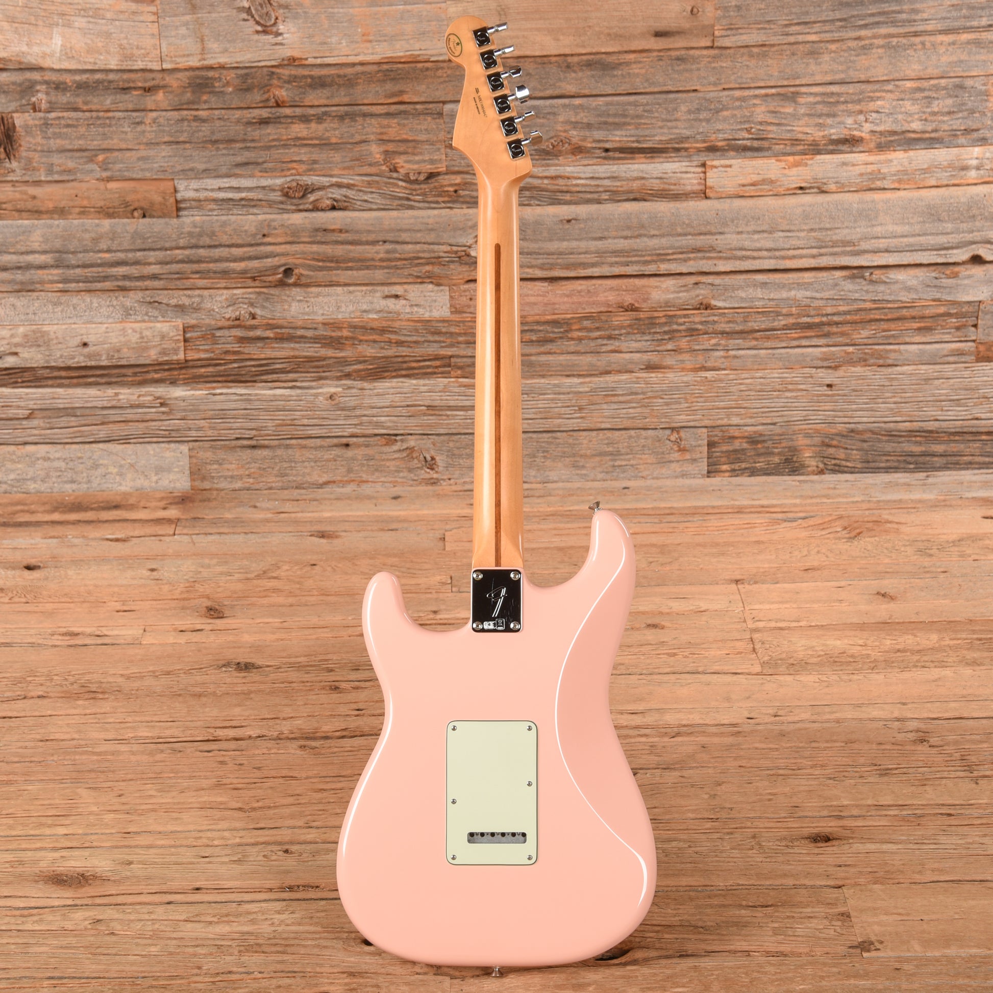 Fender Limited Edition Player Stratocaster Shell Pink 2019 Electric Guitars