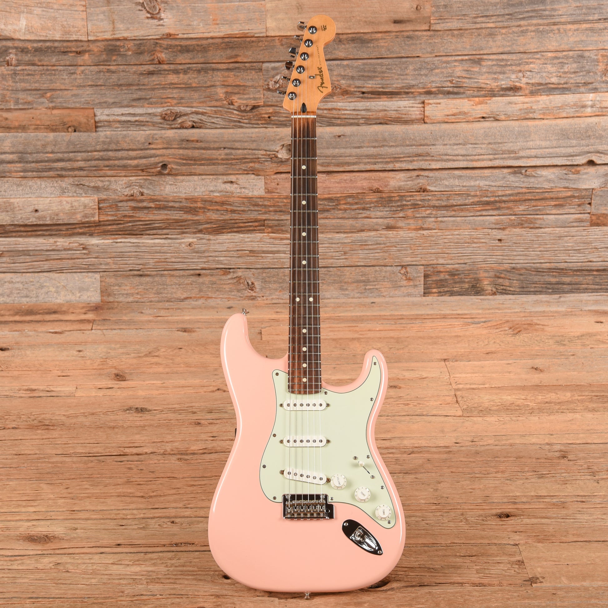 Fender Limited Edition Player Stratocaster Shell Pink 2019 Electric Guitars