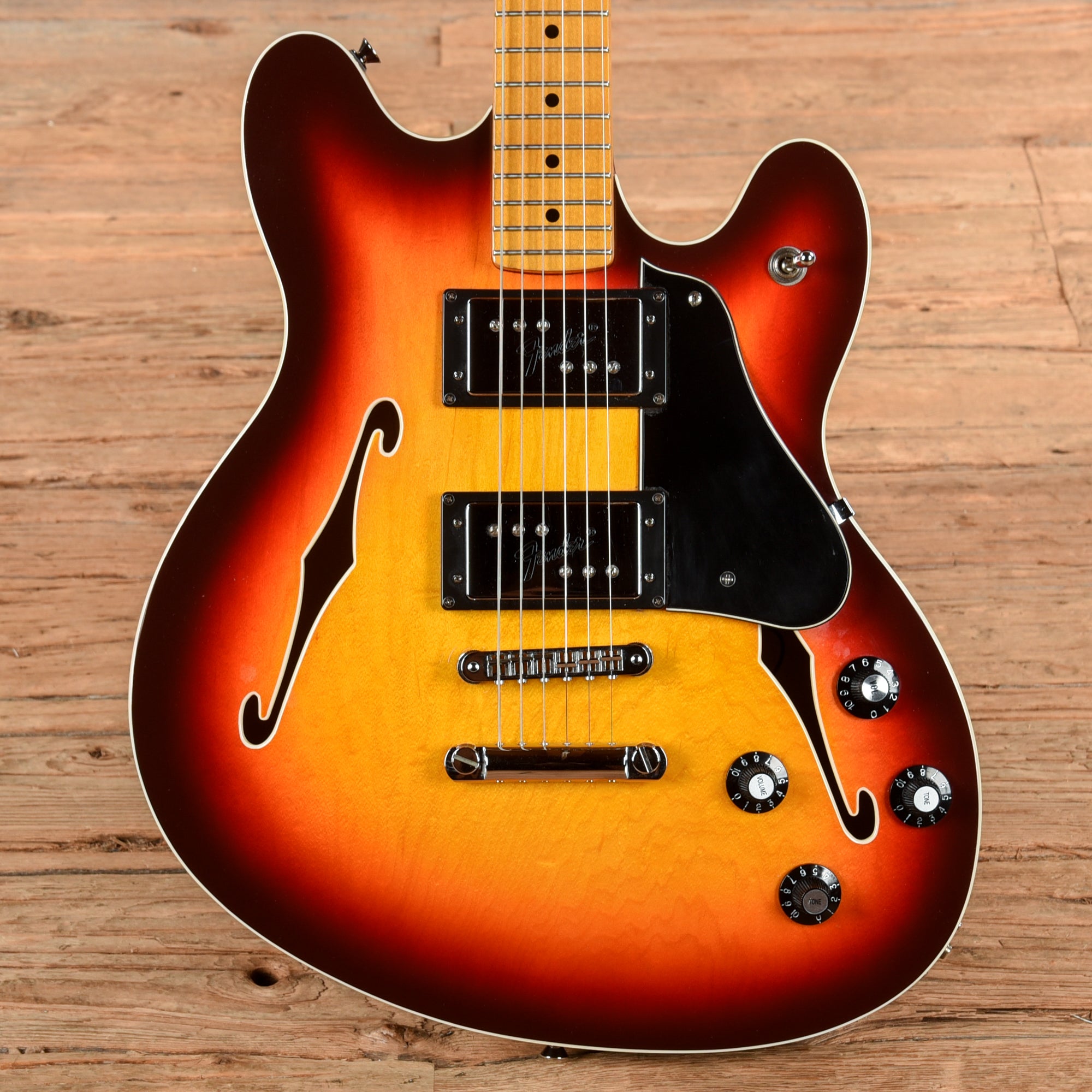 Fender Modern Player Starcaster Aged Cherry Burst 2014 – Chicago