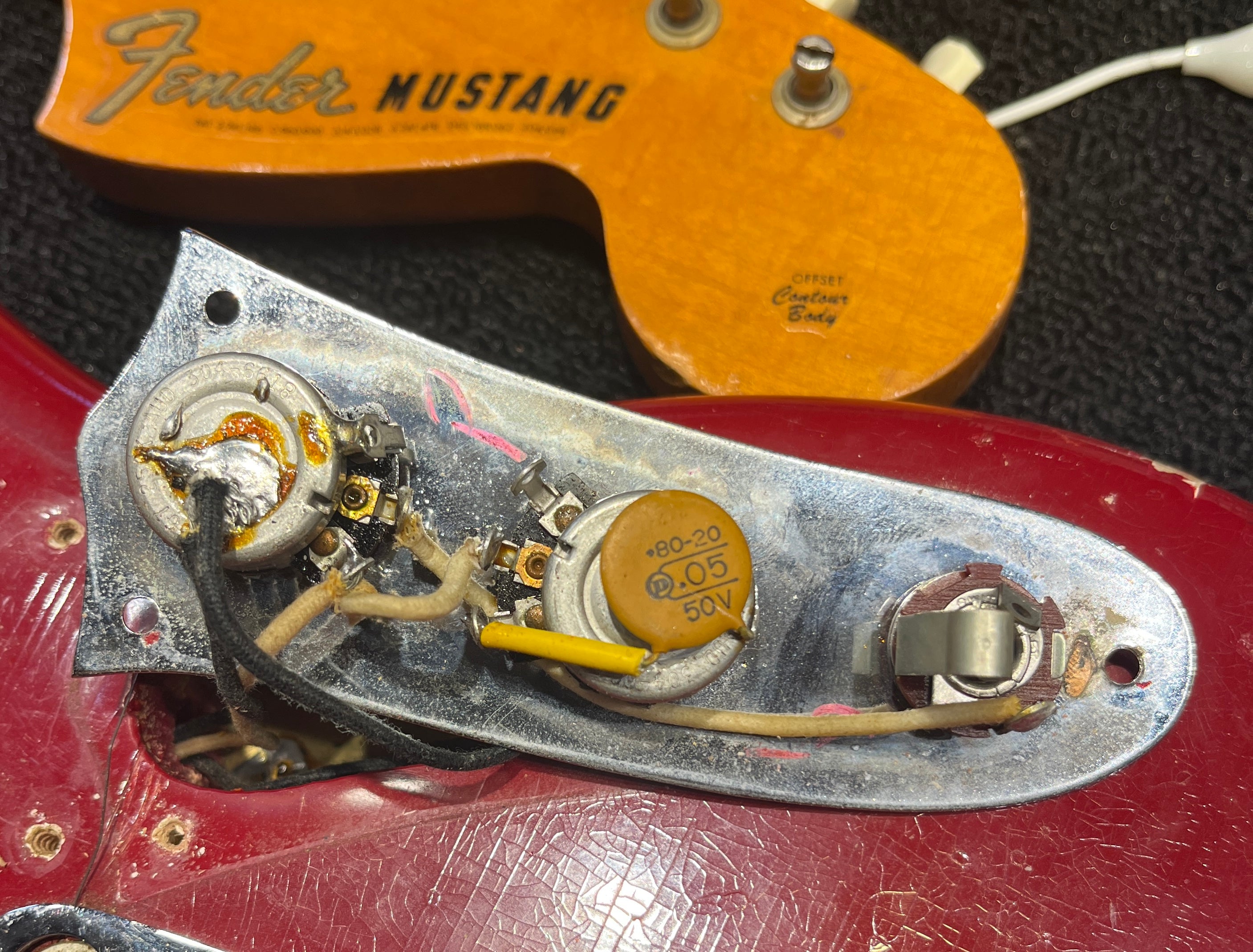 Fender Mustang Dakota Red 1966 Electric Guitars