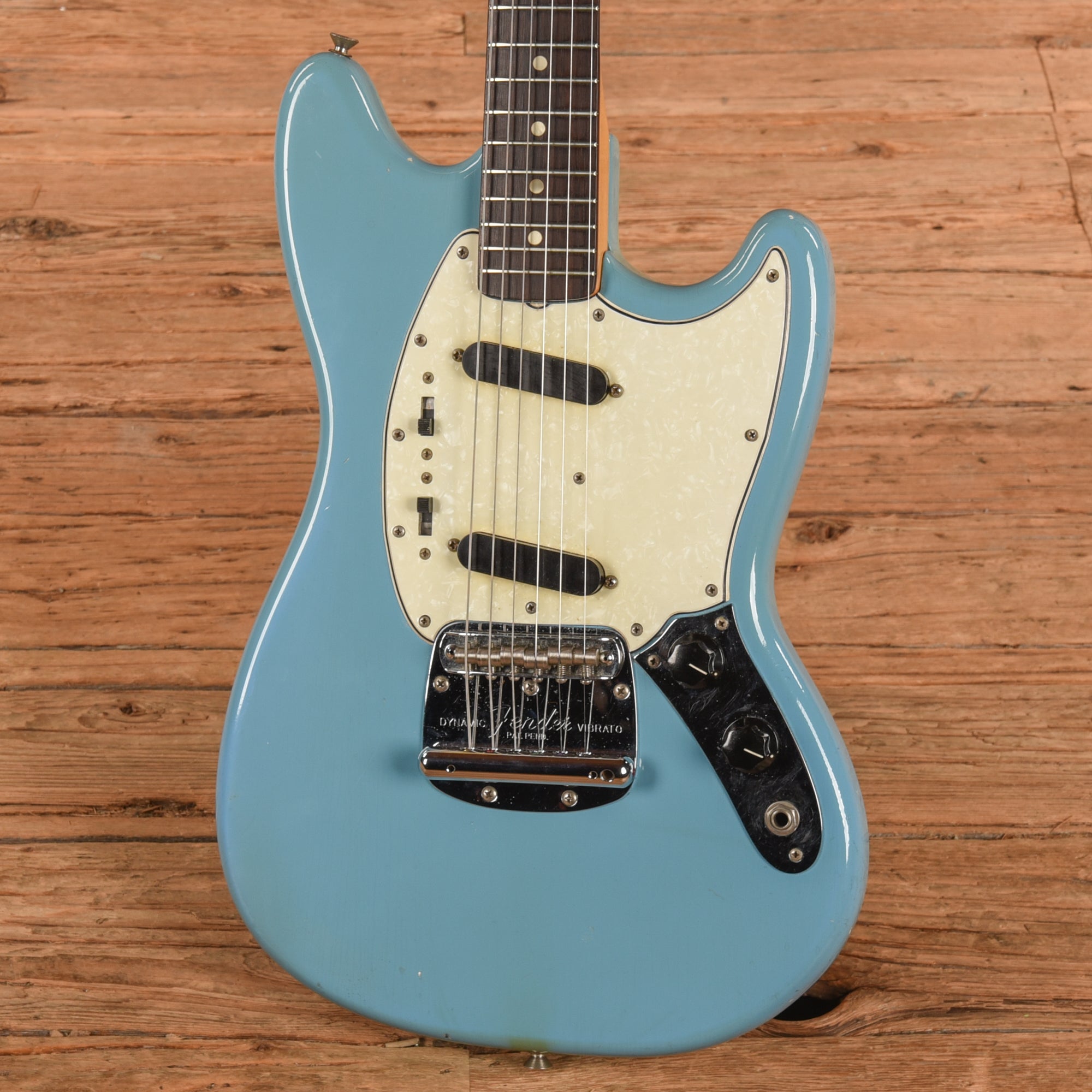 Fender Mustang Daphne Blue 1966 Electric Guitars