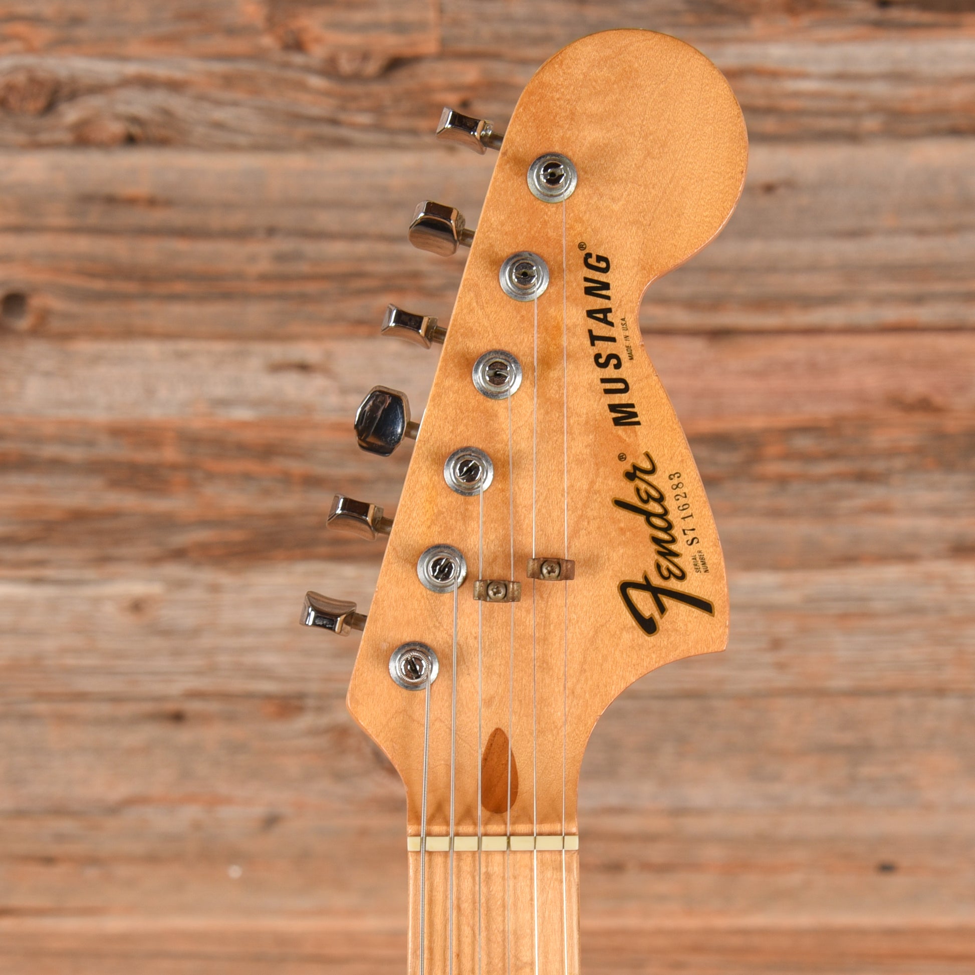 Fender Mustang Sunburst 1977 Electric Guitars
