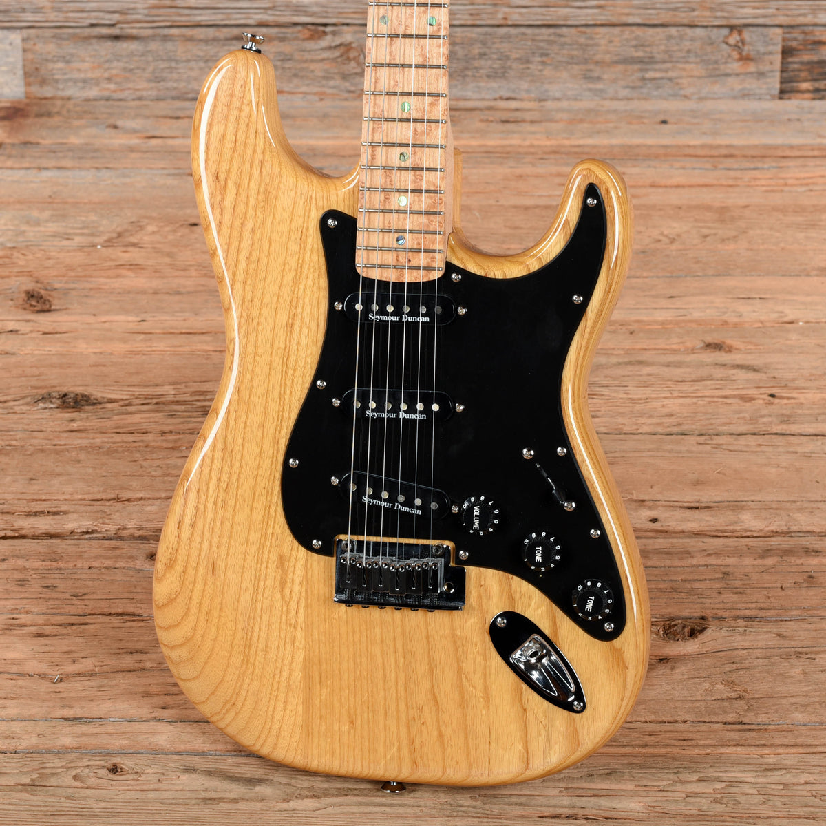 Fender Special Edition Lite Ash Stratocaster Natural 2006 Electric Guitars