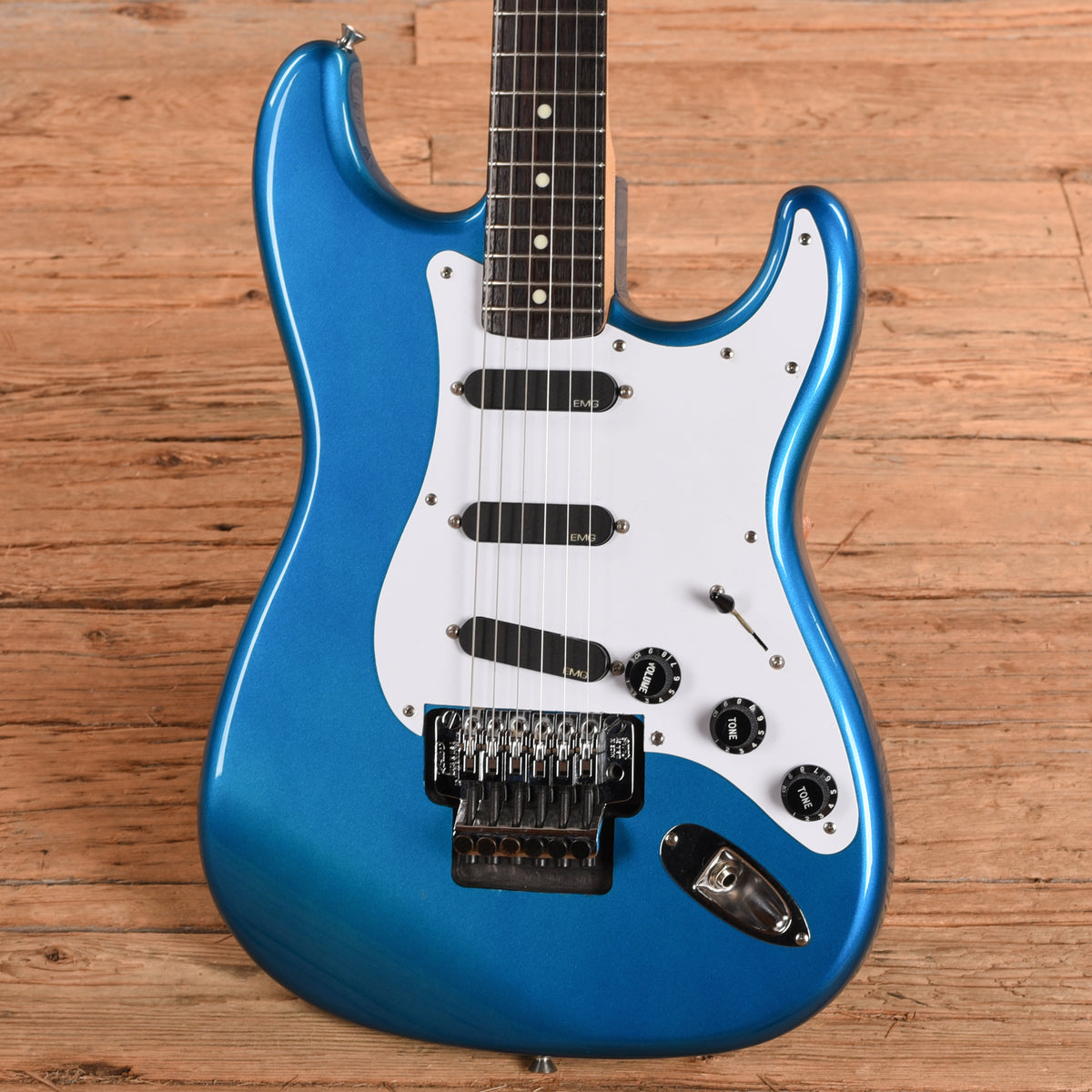 Fender ST-362V Stratocaster Reissue MIJ Blue Metallic 1989 Electric Guitars