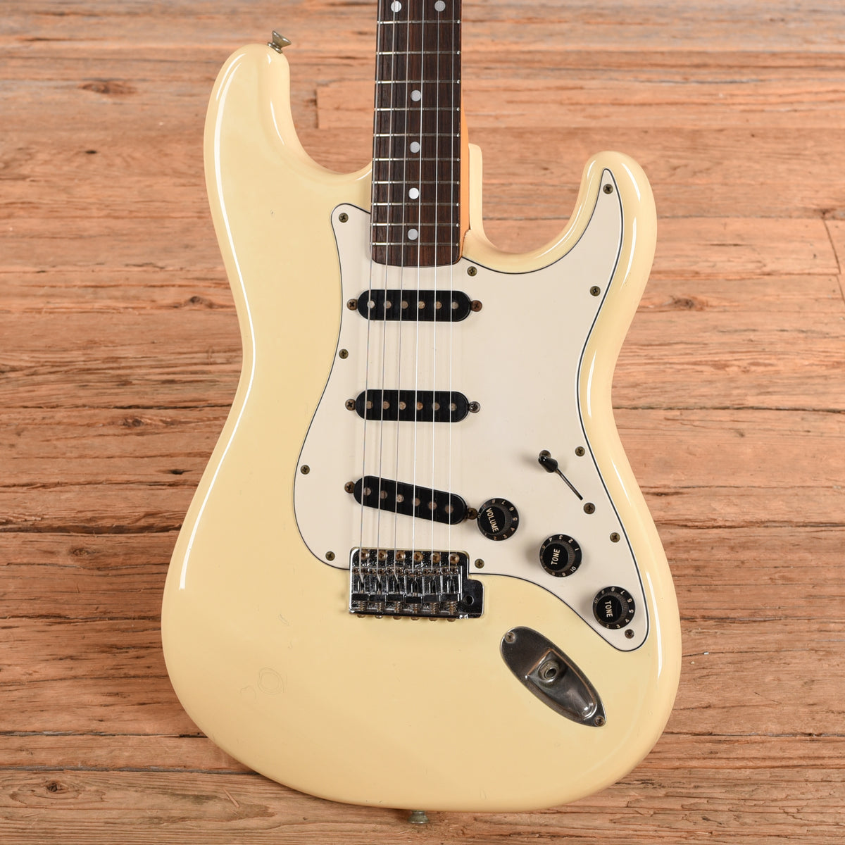 Fender ST-72 55 Stratocaster Olympic White 1985 Electric Guitars