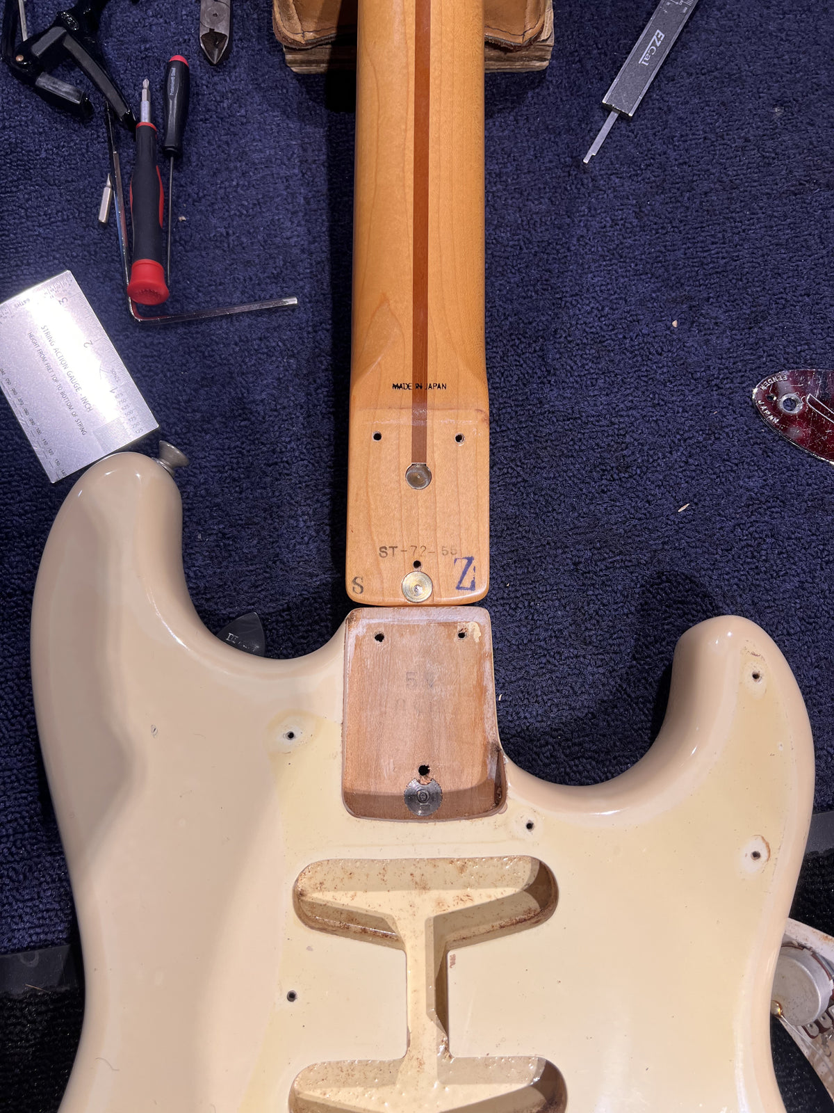 Fender ST-72 55 Stratocaster Olympic White 1985 Electric Guitars