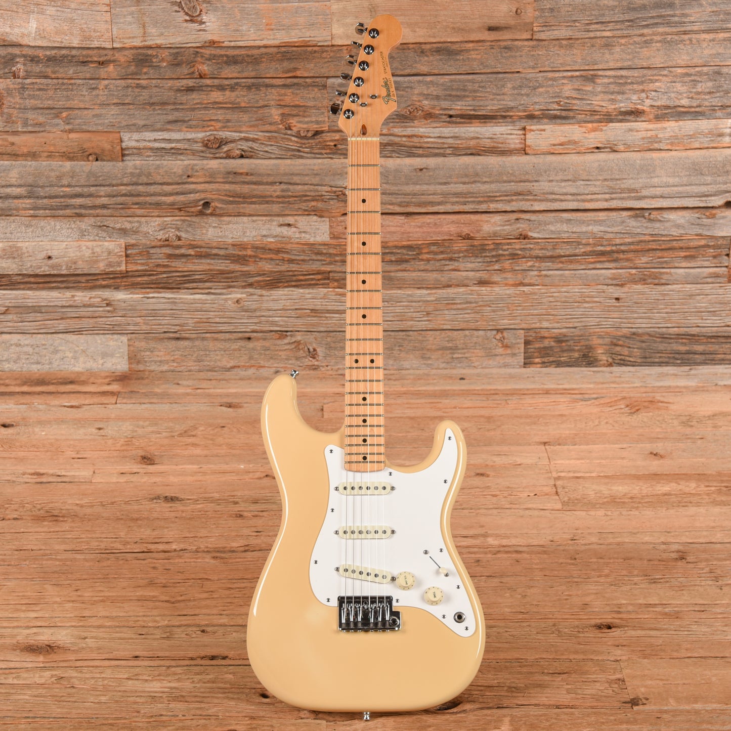 Fender Standard Stratocaster (2-Knob) Ivory White 1984 Electric Guitars