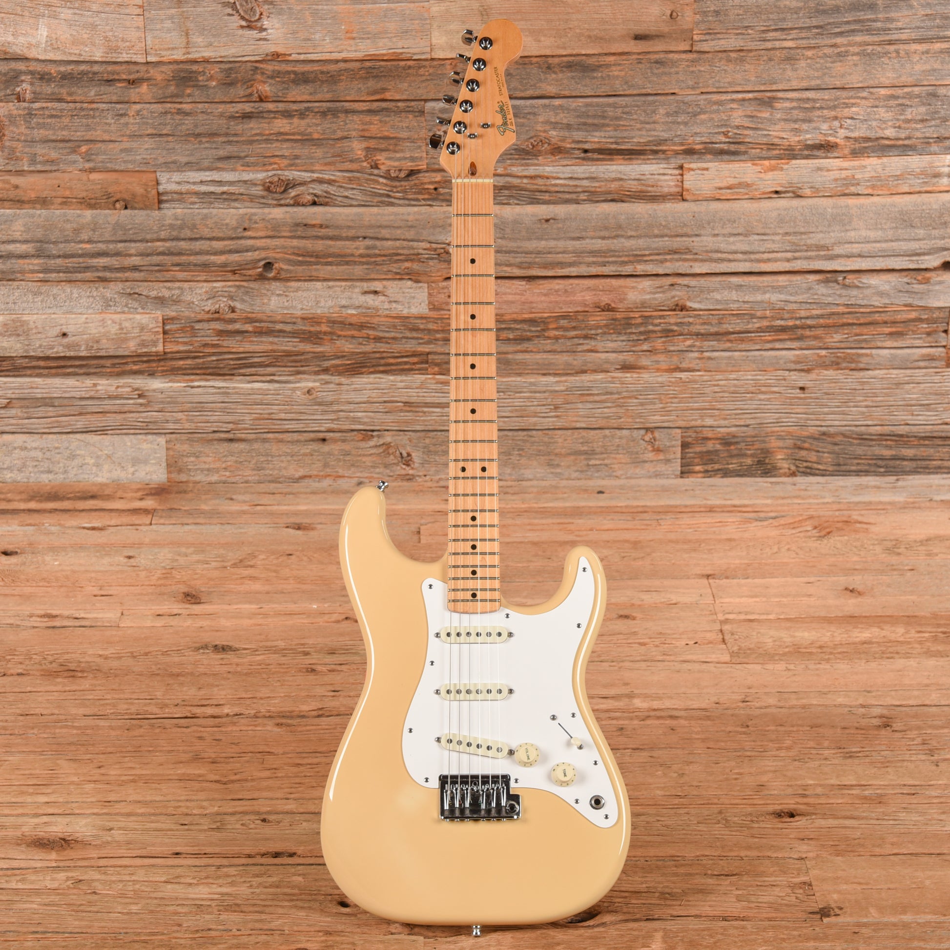 Fender Standard Stratocaster (2-Knob) Ivory White 1984 Electric Guitars