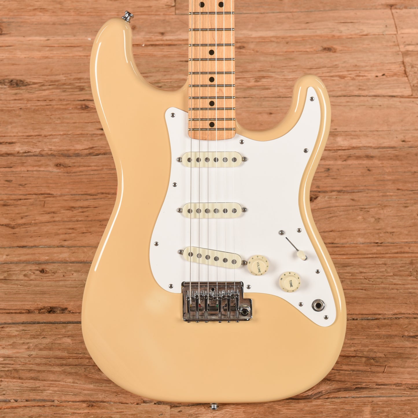 Fender Standard Stratocaster (2-Knob) Ivory White 1984 Electric Guitars