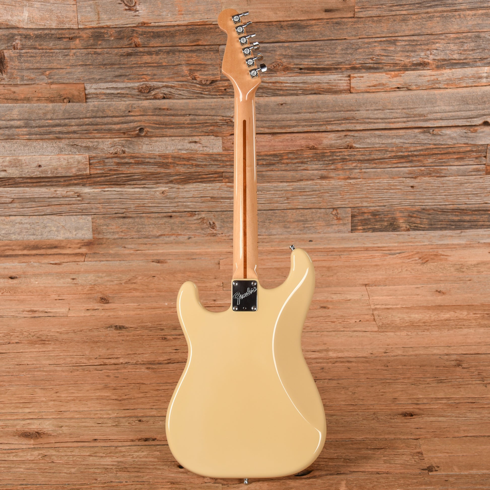 Fender Standard Stratocaster (2-Knob) Ivory White 1984 Electric Guitars