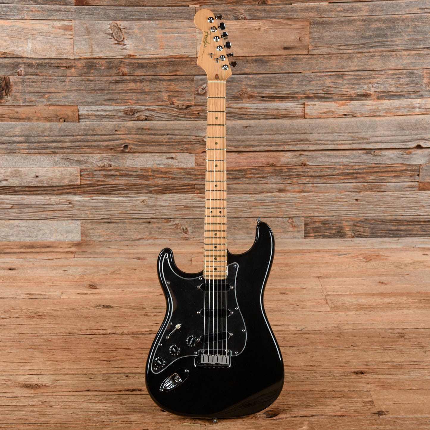 Fender Standard Stratocaster Black 2000 LEFTY Electric Guitars