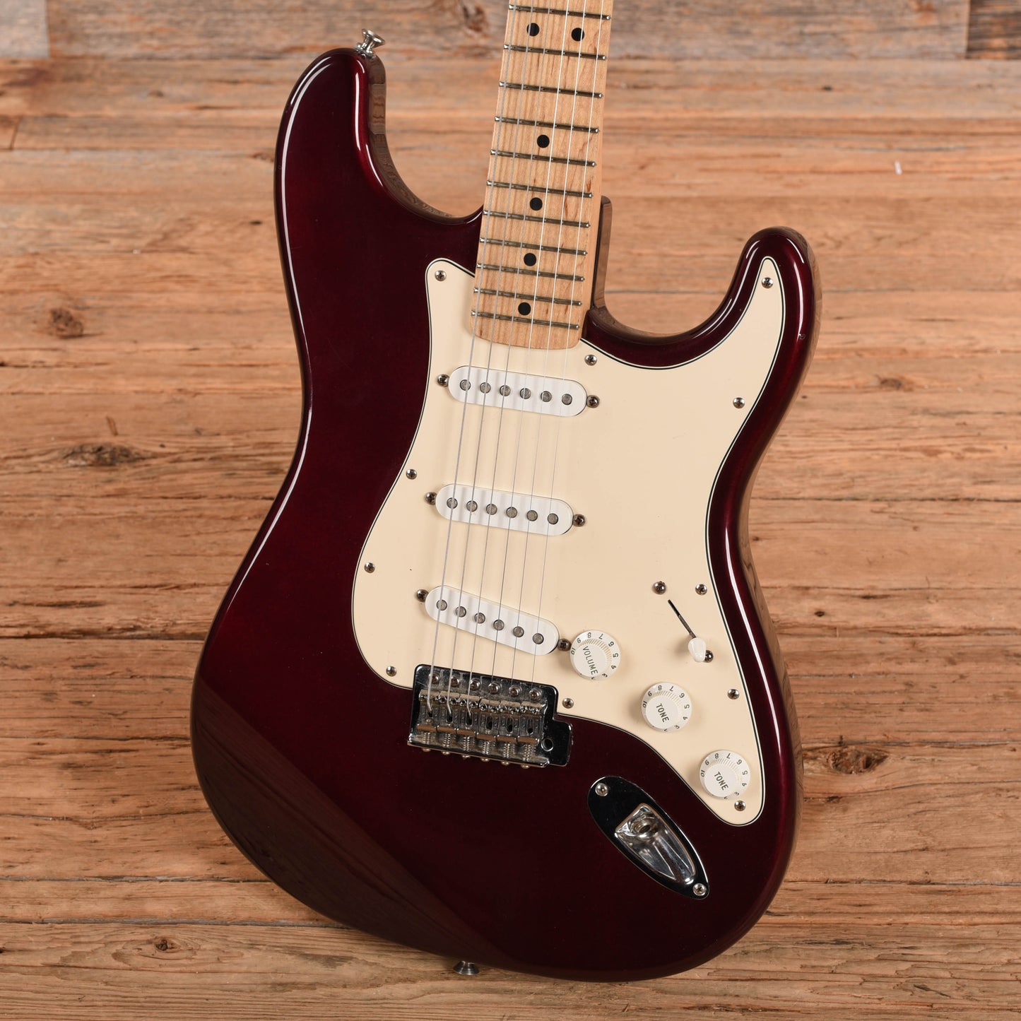 Fender Standard Stratocaster Burgundy 2003 Electric Guitars